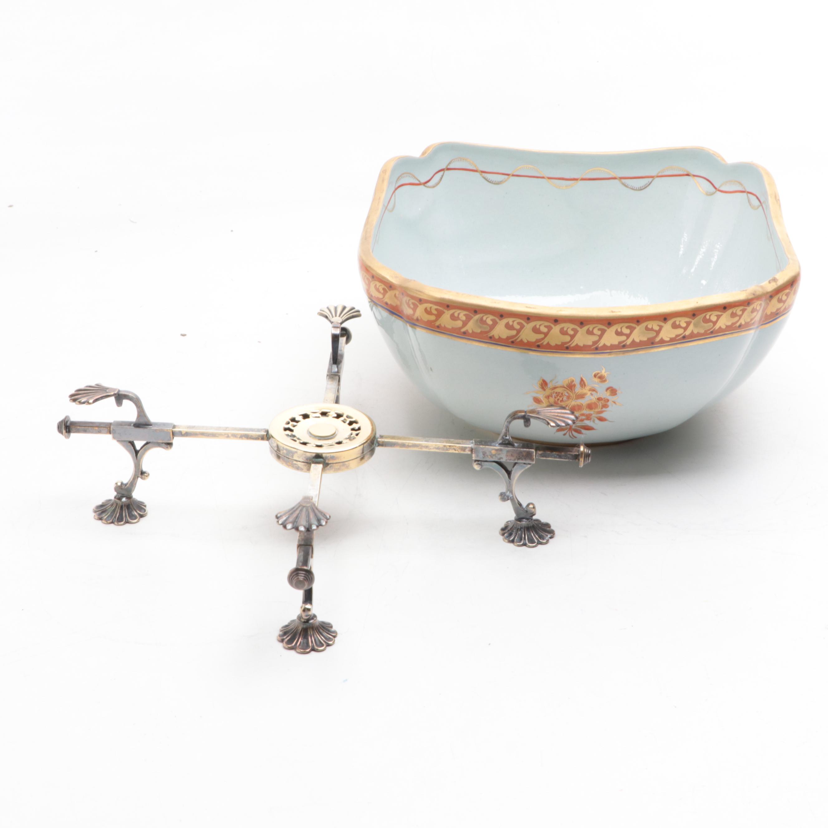 Mottahedeh Porcelain Lowestoft Bowl on Metal Stand, Mid to Late 20th Century