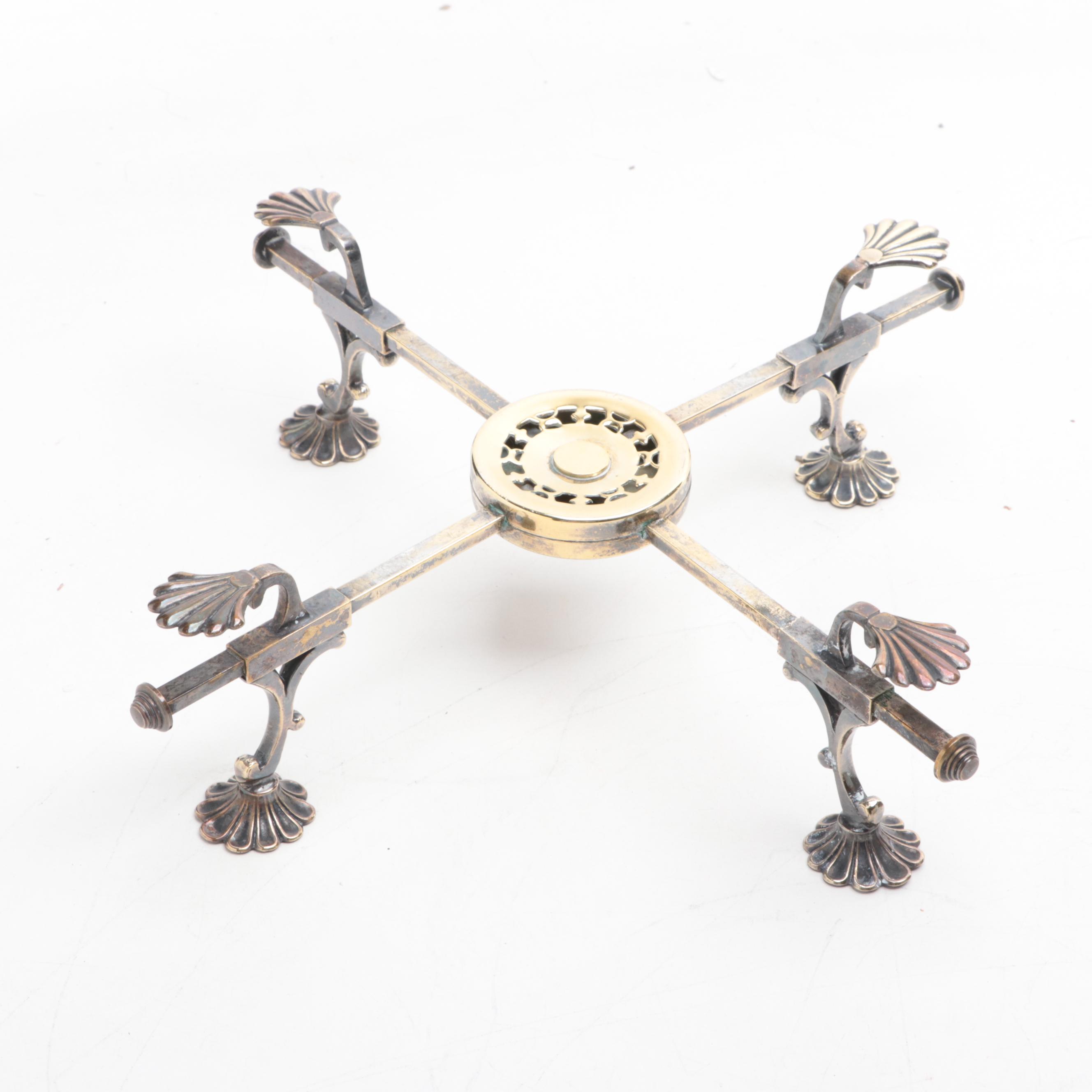 Mottahedeh Porcelain Lowestoft Bowl on Metal Stand, Mid to Late 20th Century