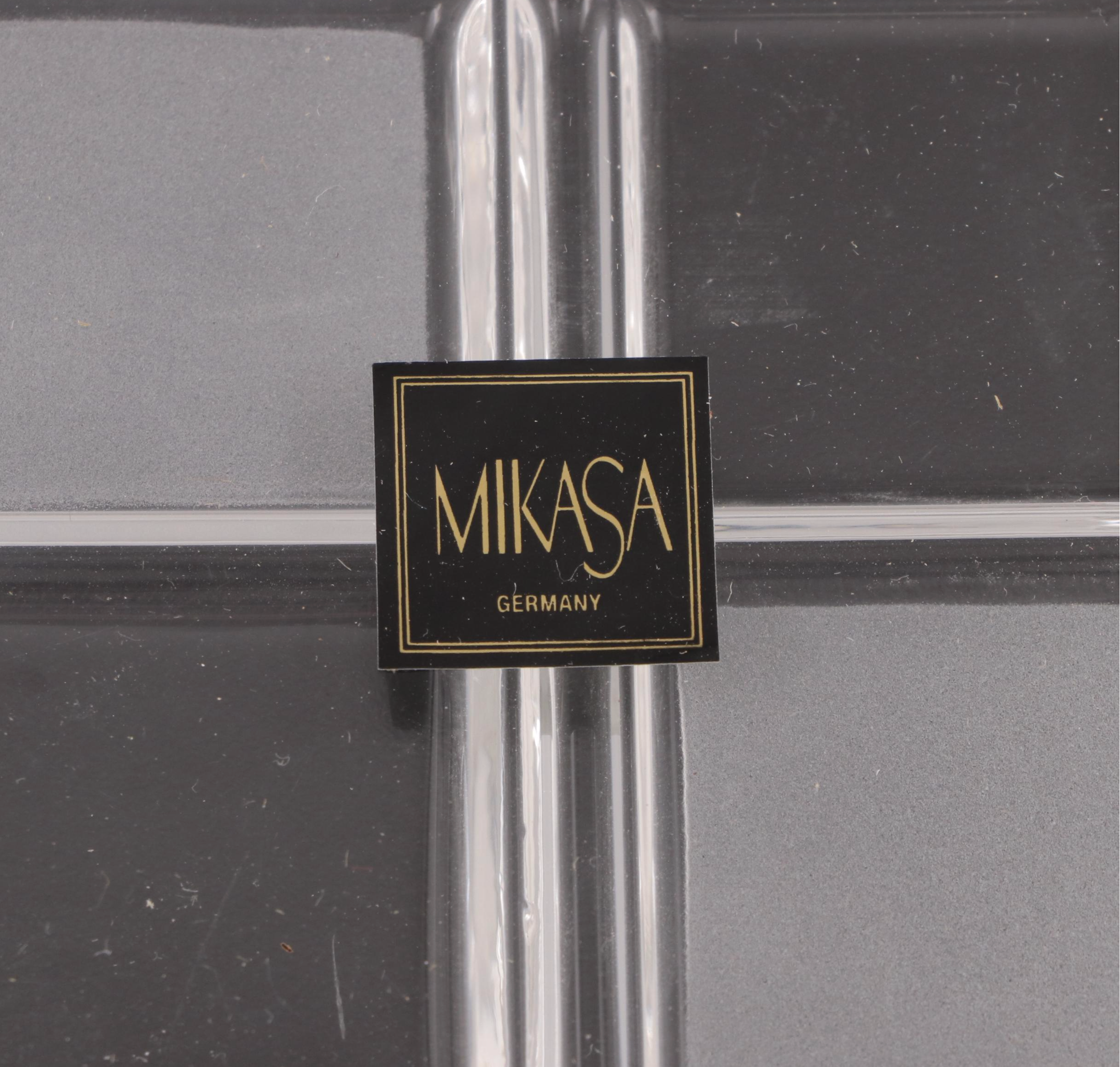 Mikasa "Stratton" Clear and Frosted Oval Centerpiece Bowl