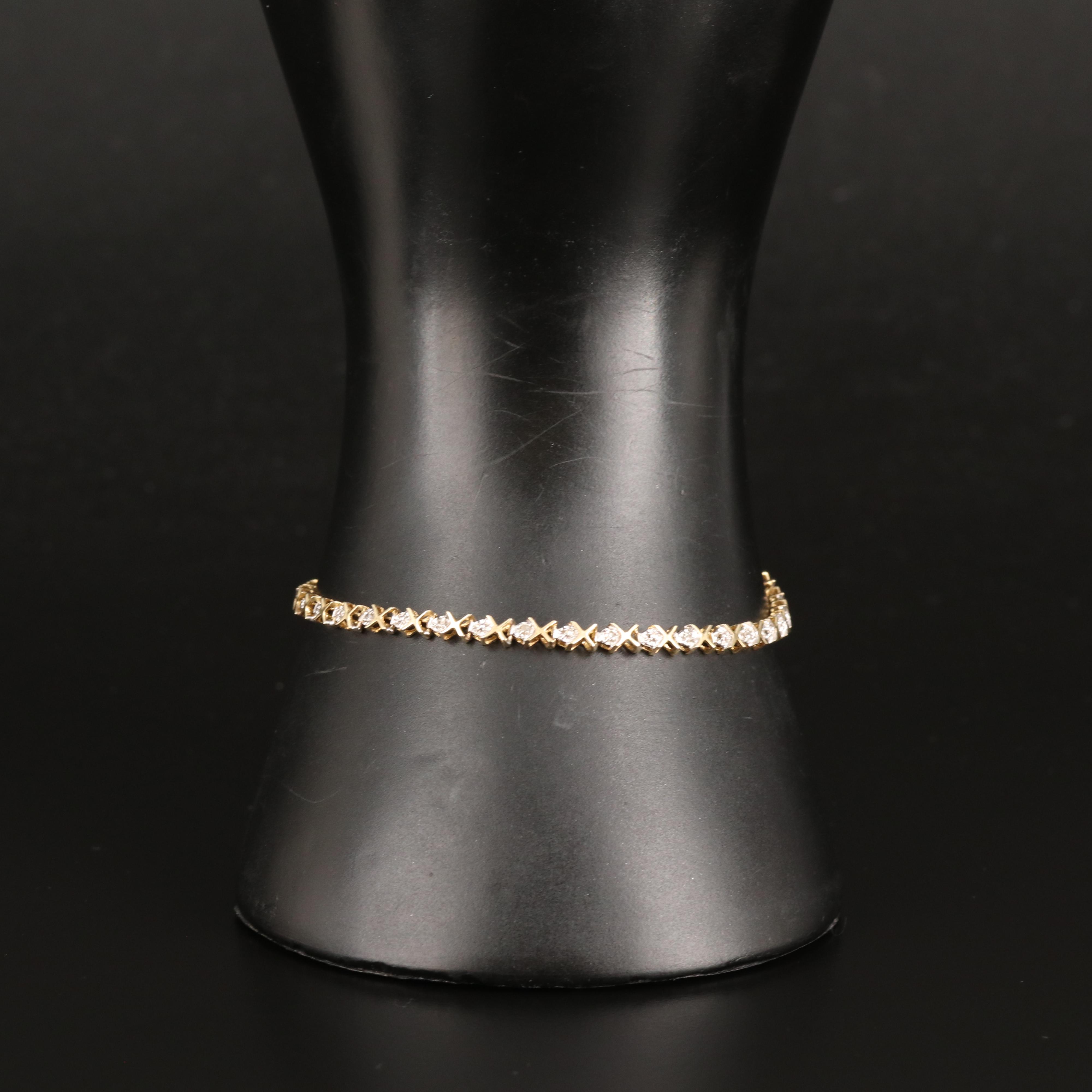 10K 0.08 CTW Diamond "XO" Bracelet