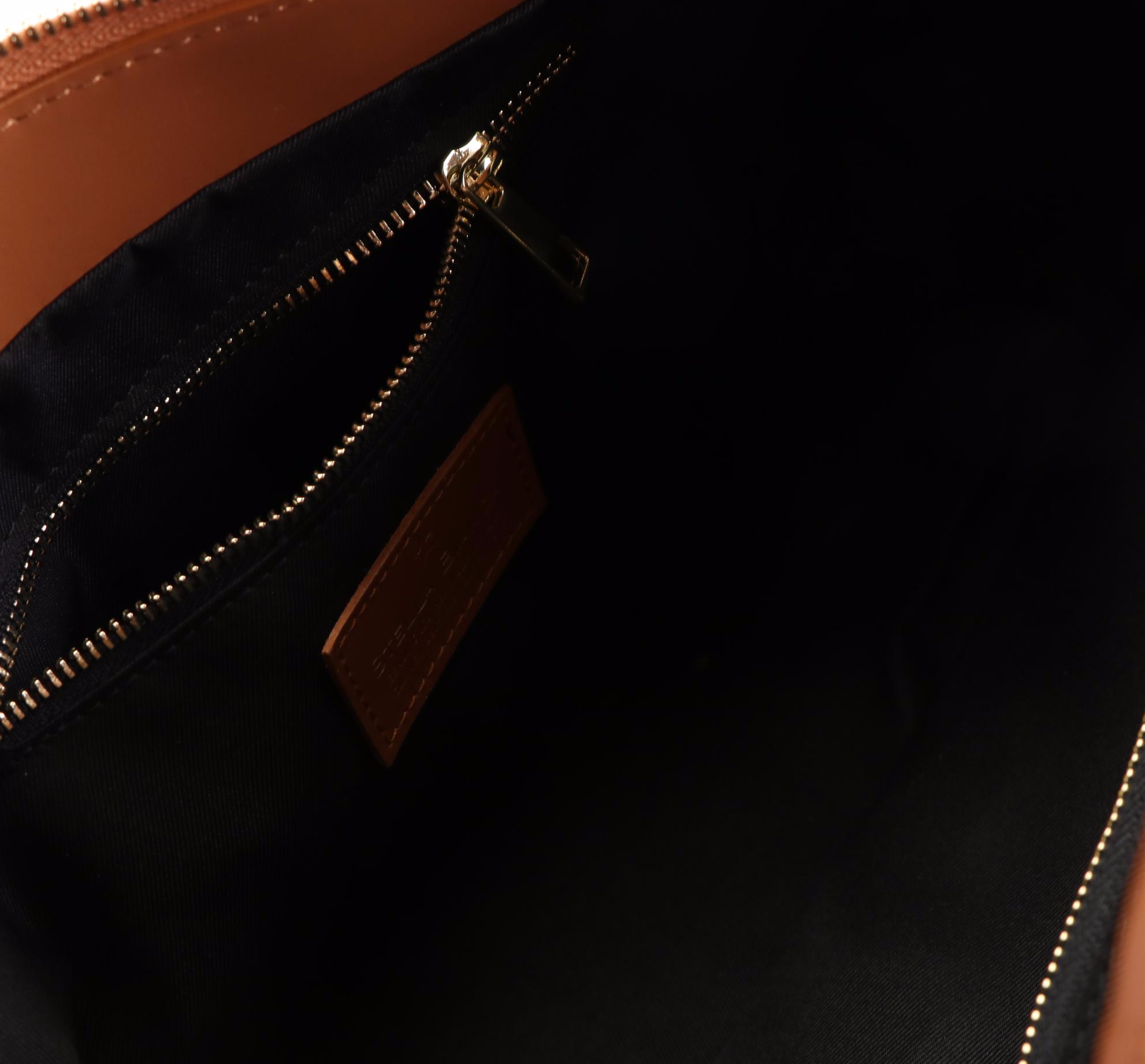 Stella Bianca Woven Zip Tote in Leather and Hogan Handbag in Patent Leather