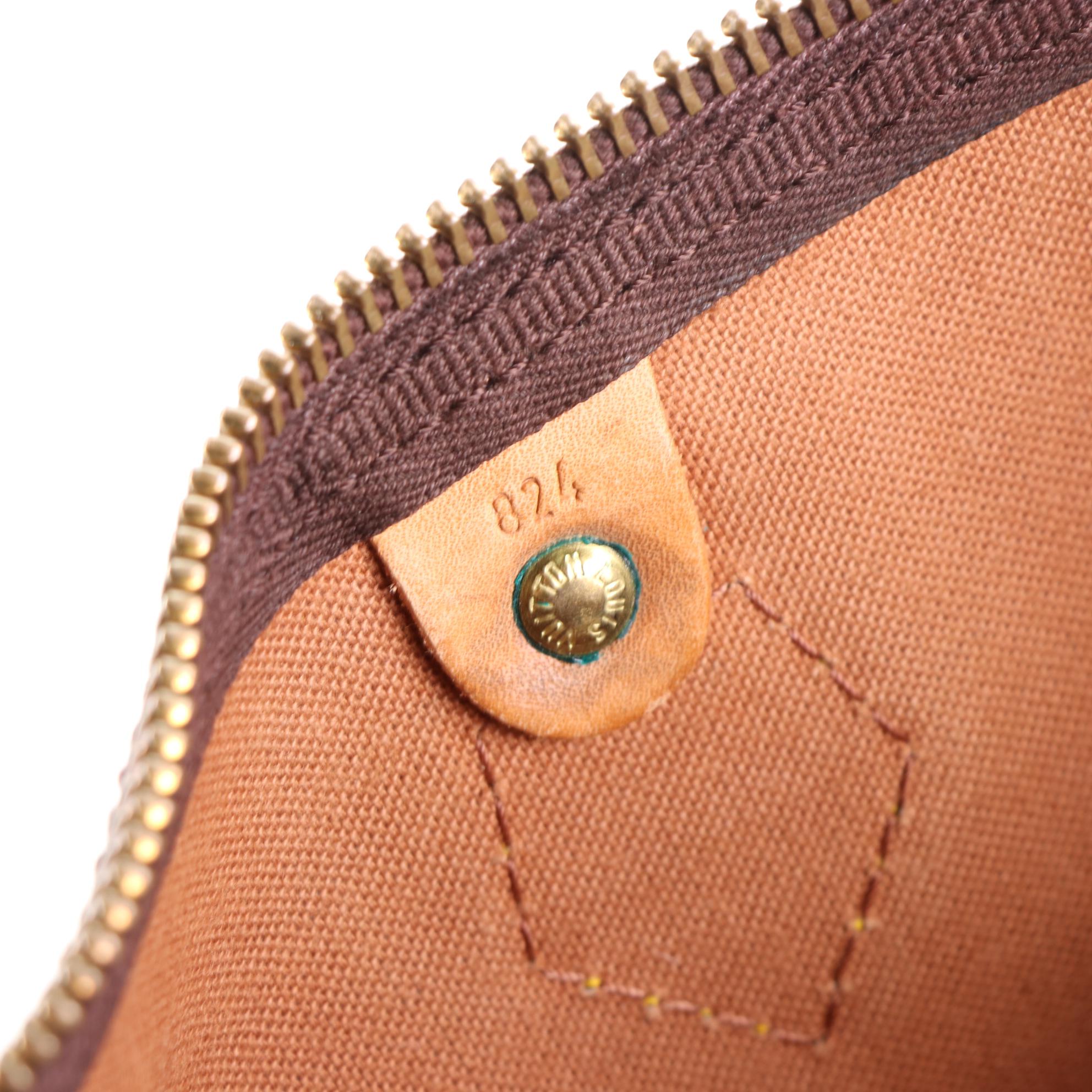 Louis Vuitton Speedy 35 in Monogram Canvas and Vachetta Leather