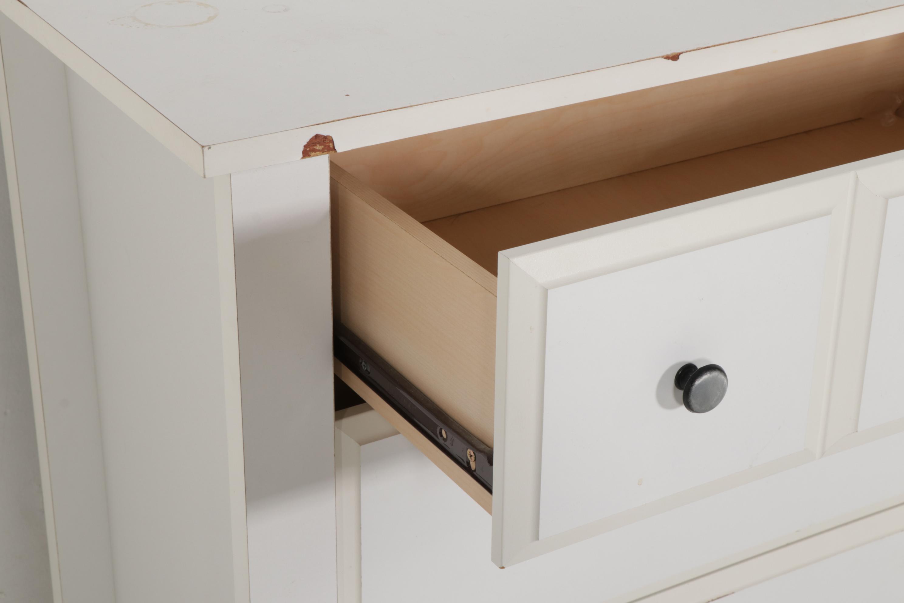 American Signature White-Painted Queen Size Bed with Chest of Drawers and Mirror