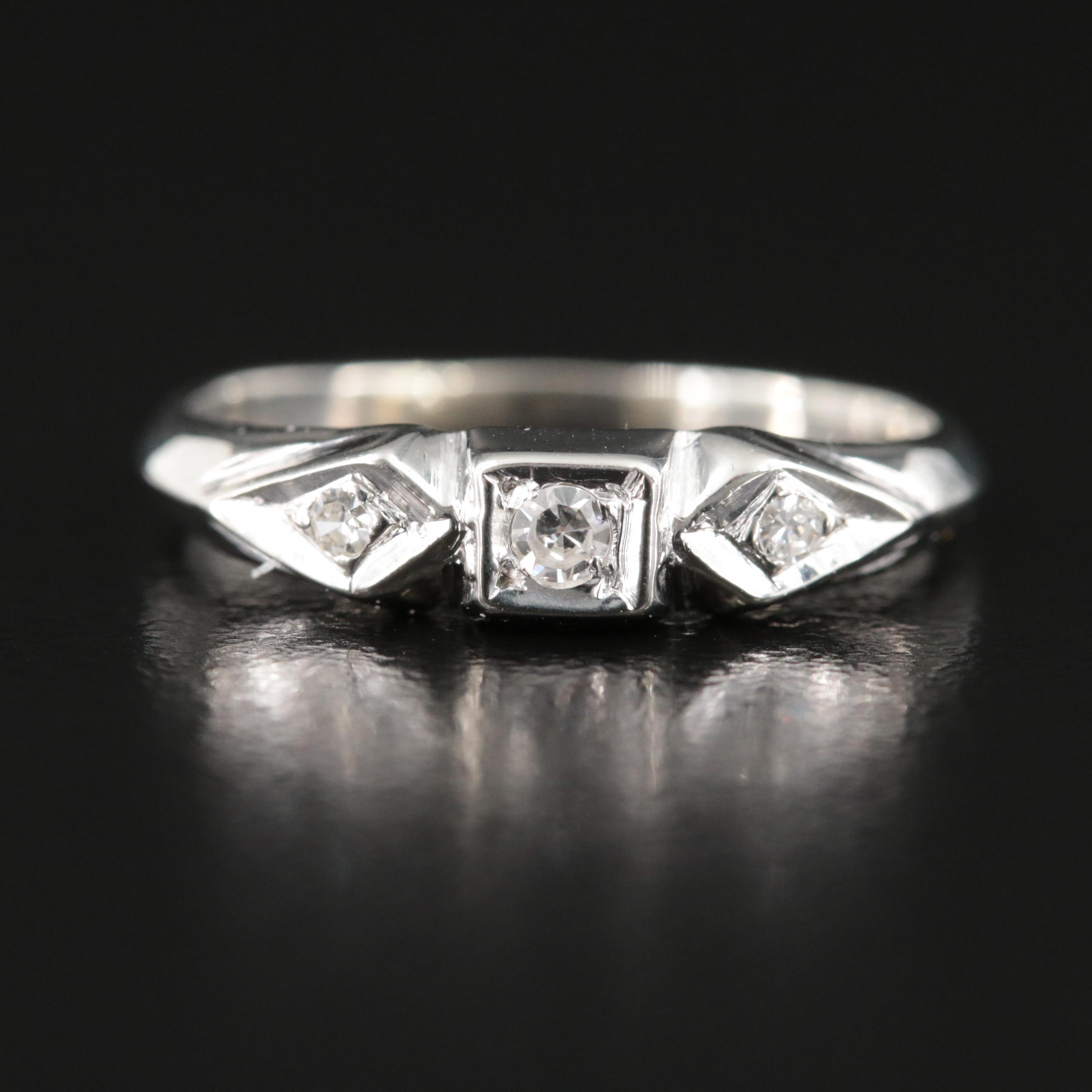 Vintage 14K 0.07 CTW Diamond Ring