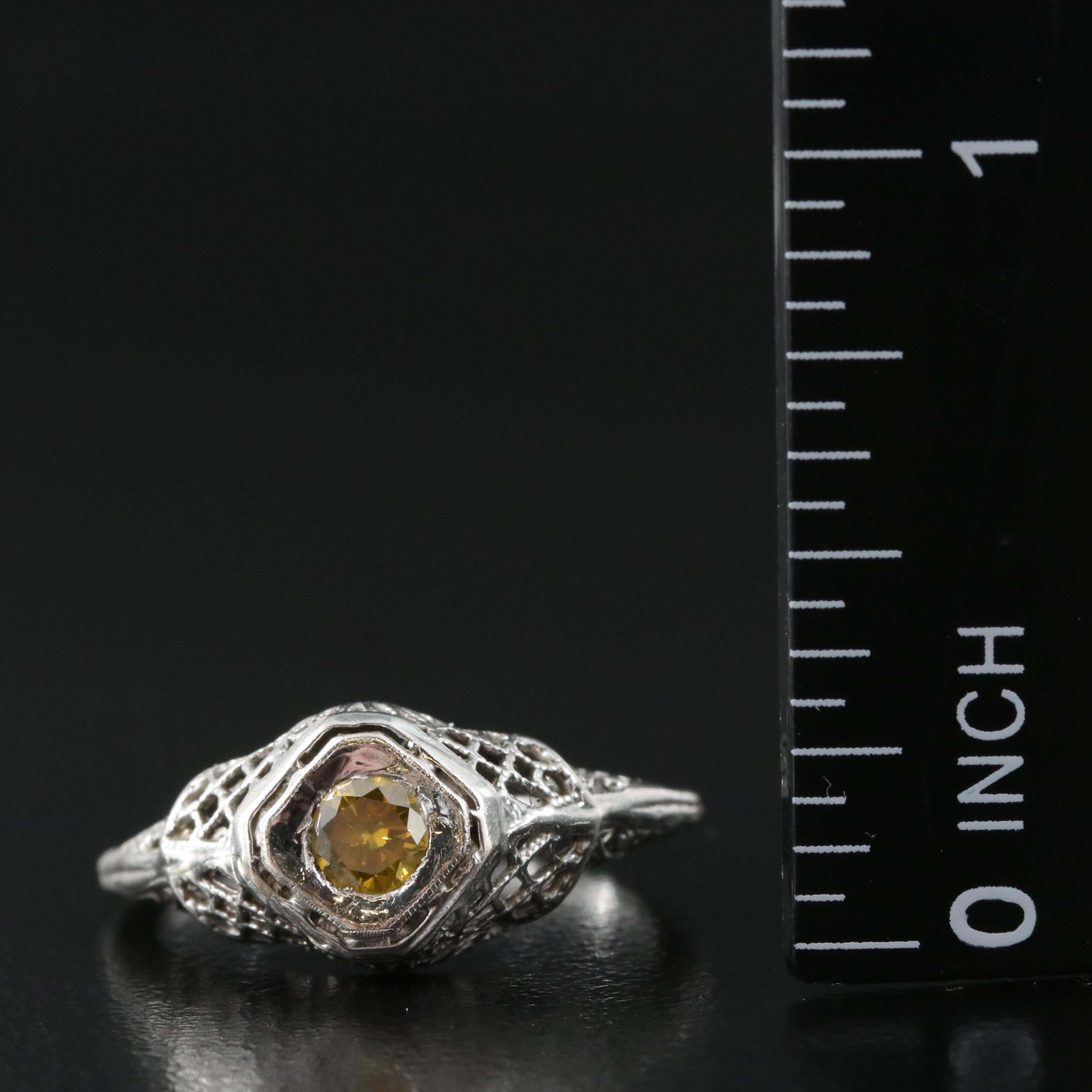 Vintage 10K 0.27 CT Diamond Latticework Ring