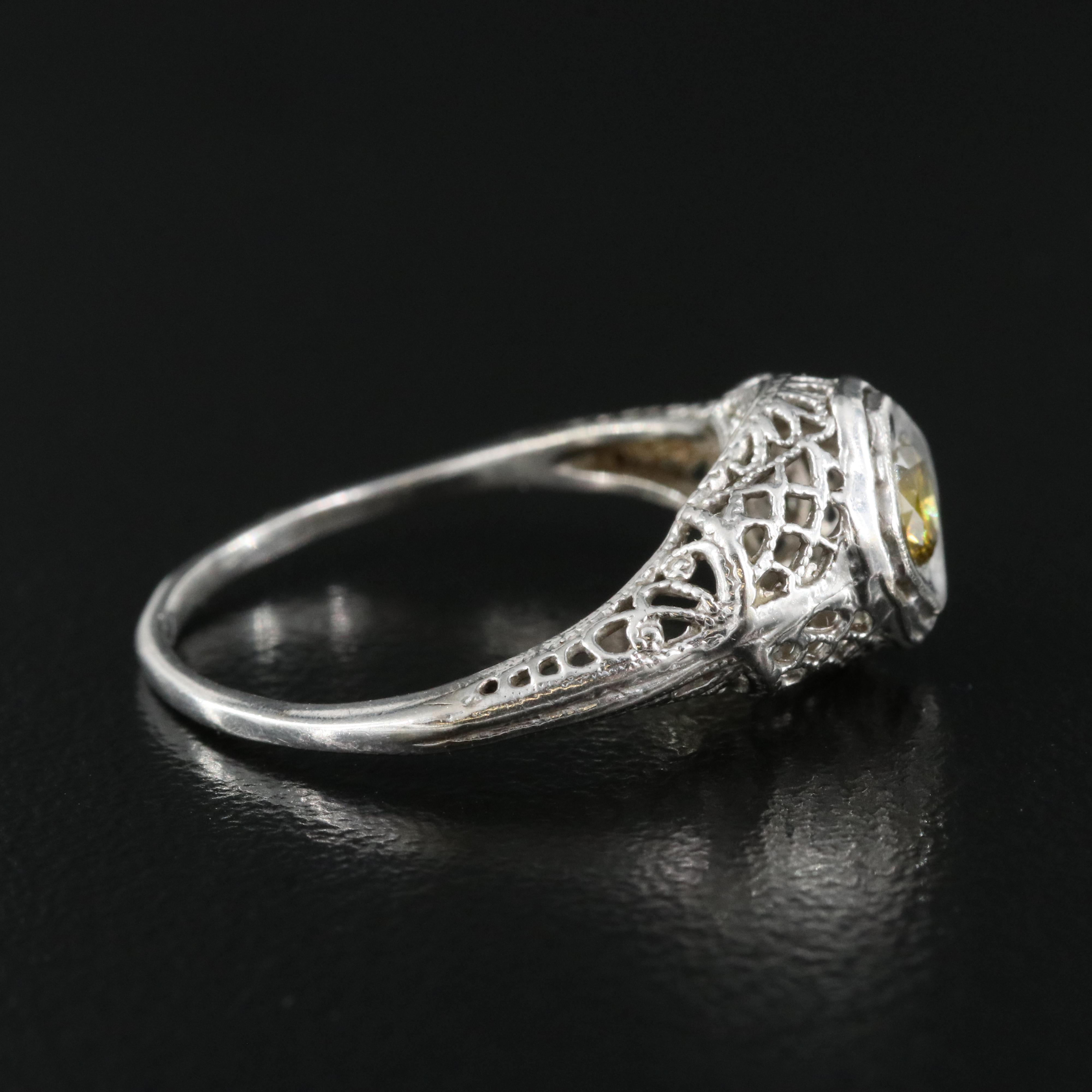 Vintage 10K 0.27 CT Diamond Latticework Ring