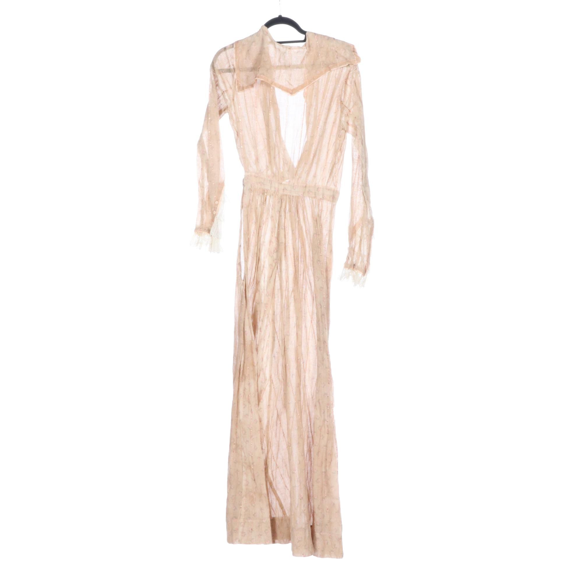 Day Dress in Embroidered Cotton Mull with Lace, Late 19th/Early 20th Century