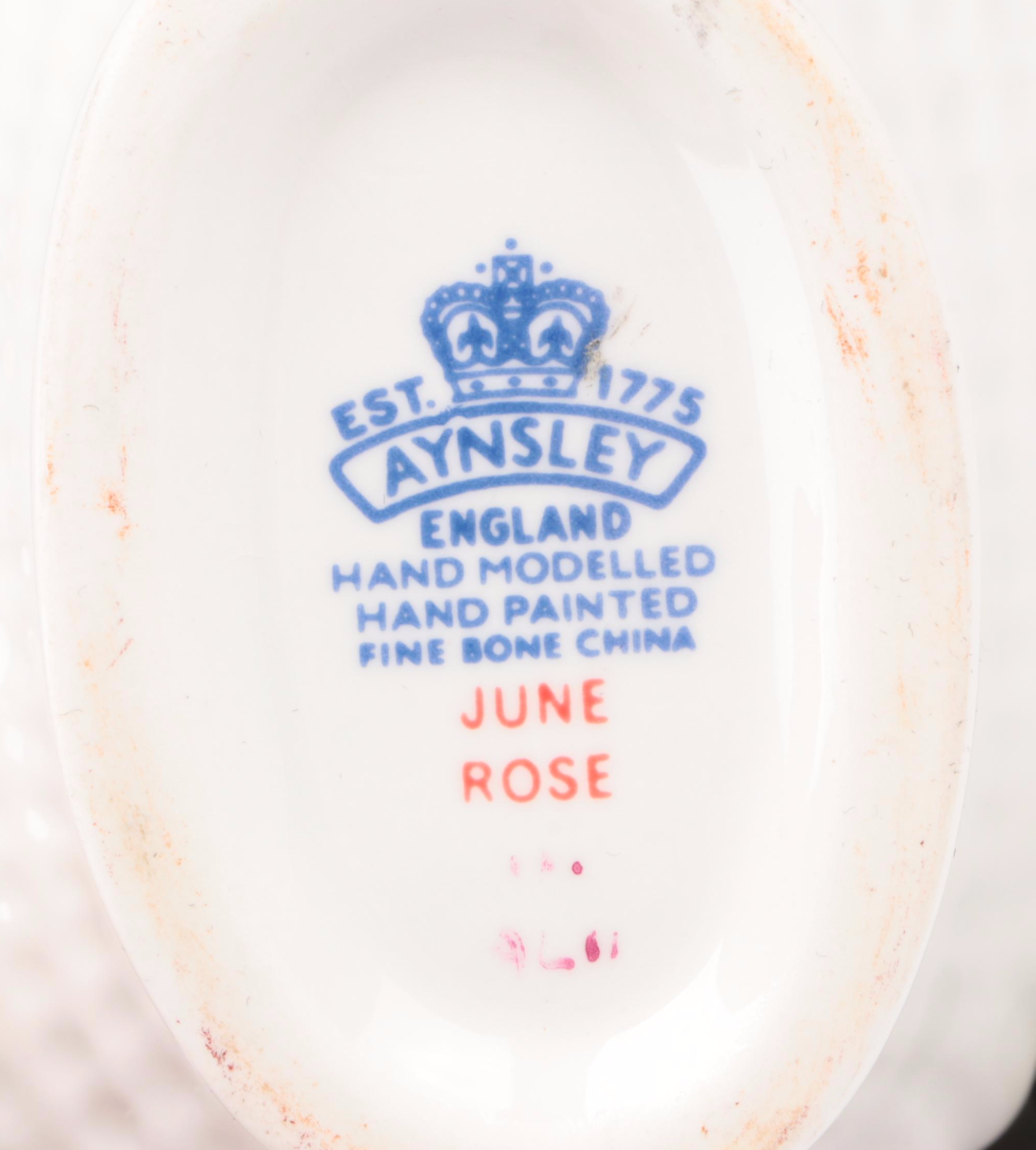 Chinese Famille Rose Porcelain Shard Boxes with Figurines and Other Décor