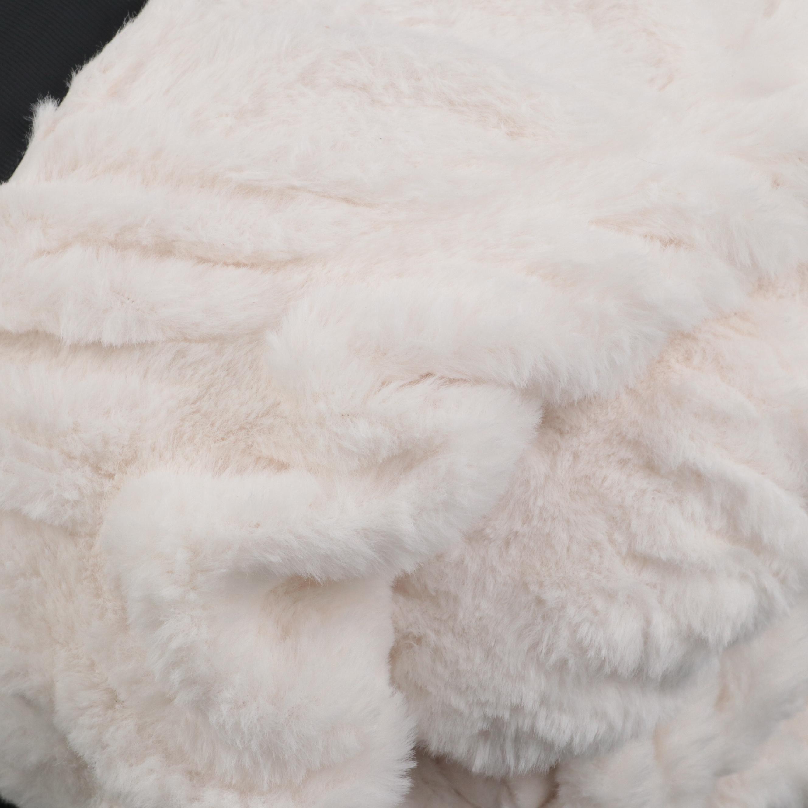 Member's Mark Hotel Premier Collection Luxury Throw in Ruched Cream