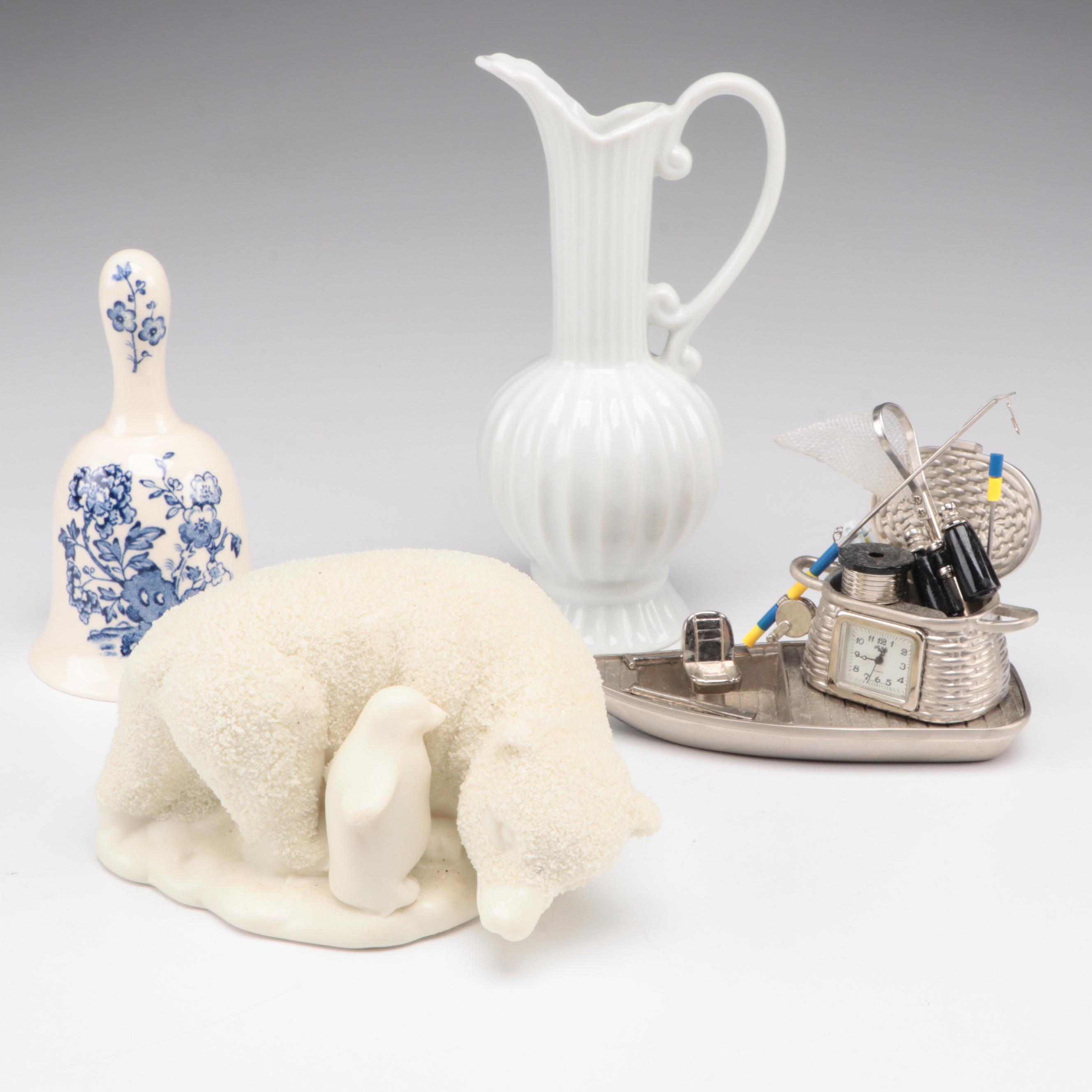 Chinese Famille Rose Porcelain Shard Boxes with Figurines and Other Décor