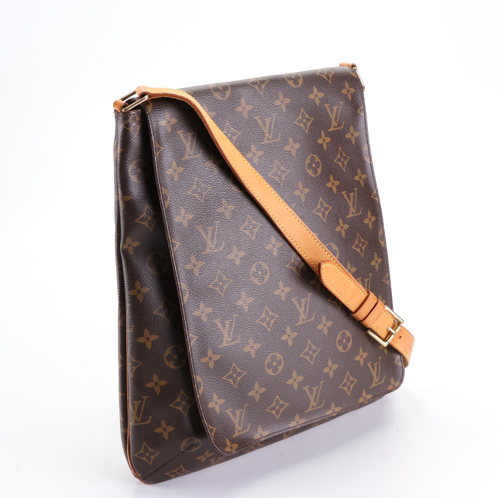 Louis Vuitton Musette Crossbody in Monogram Canvas