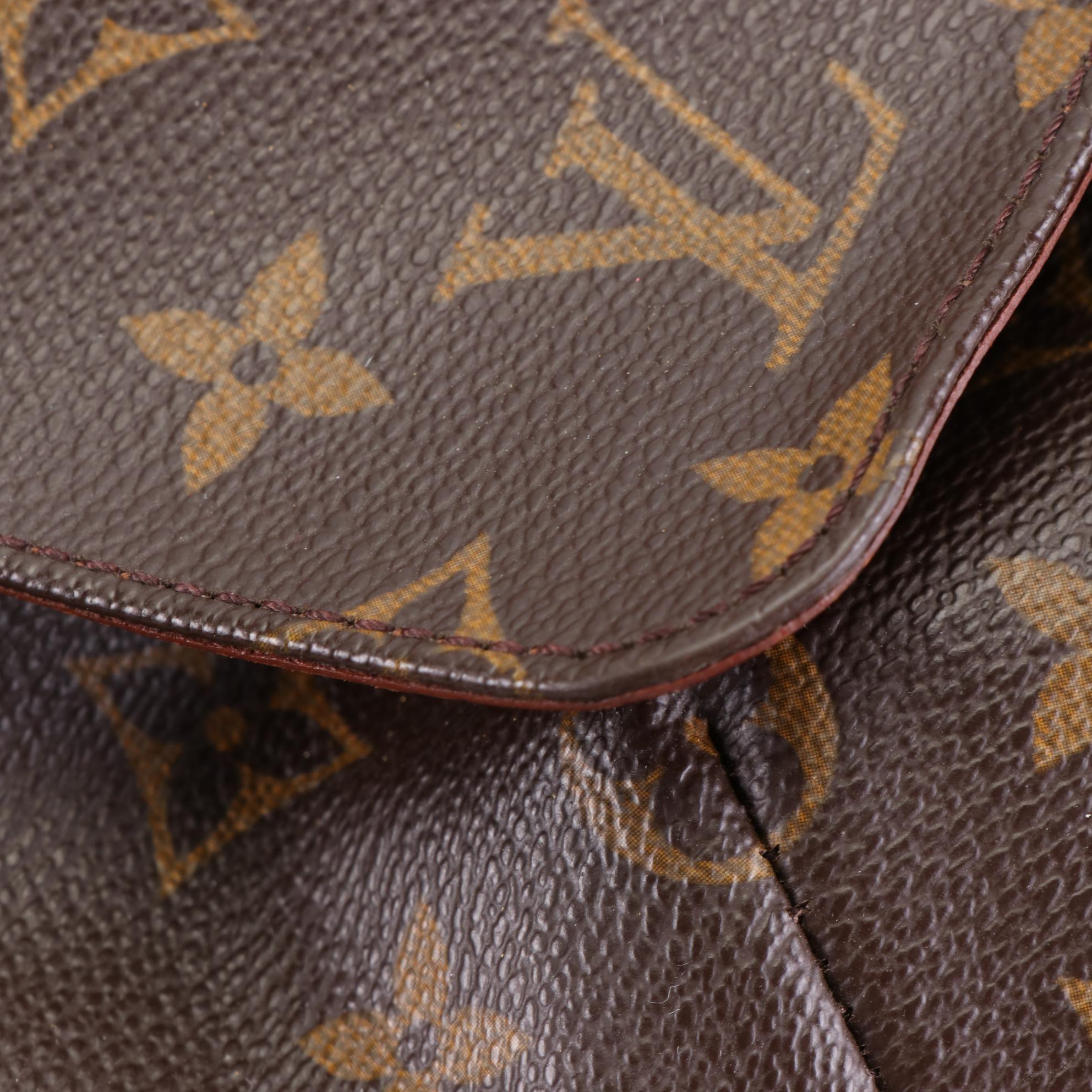 Louis Vuitton Musette Crossbody in Monogram Canvas