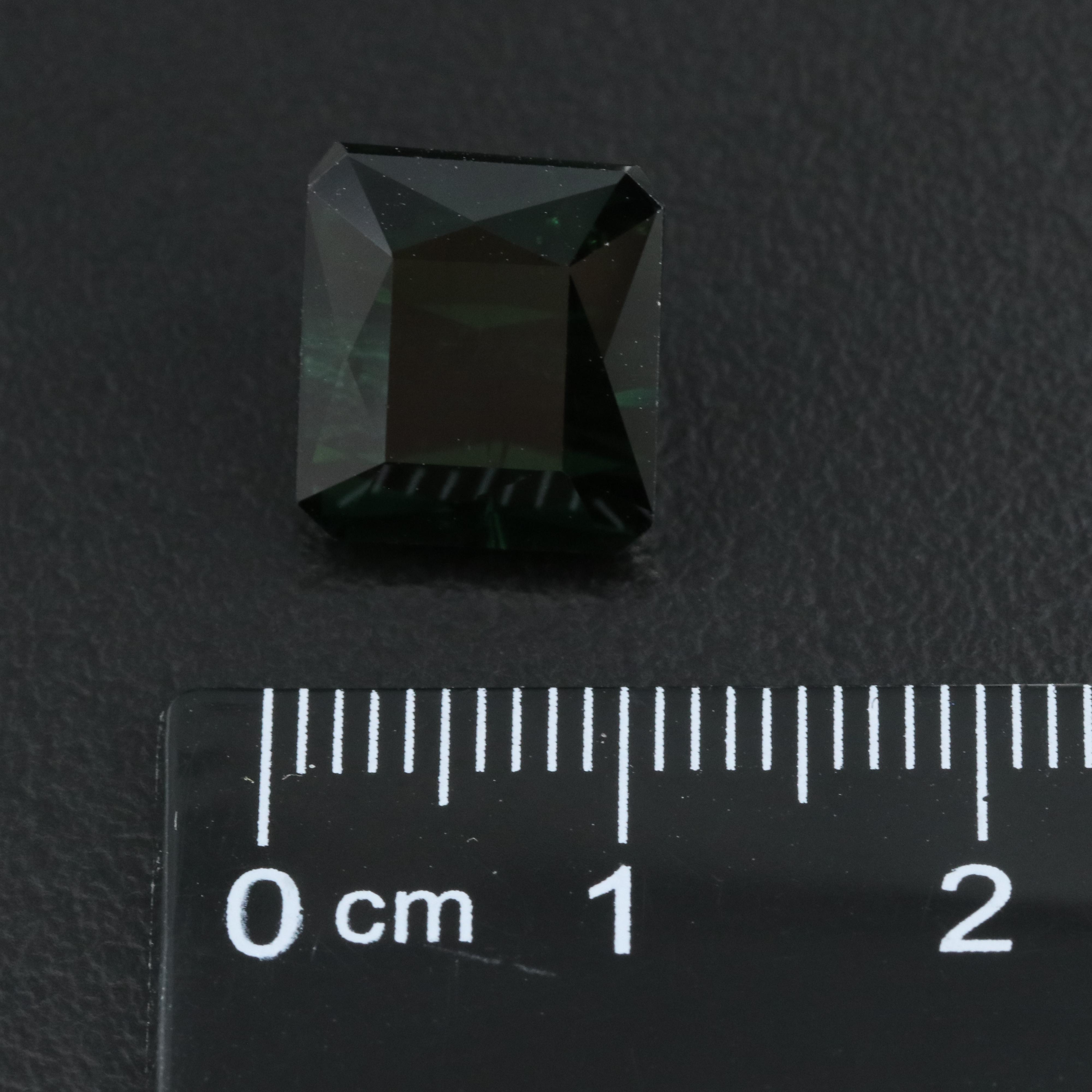 Loose 8.79 CT Tourmaline