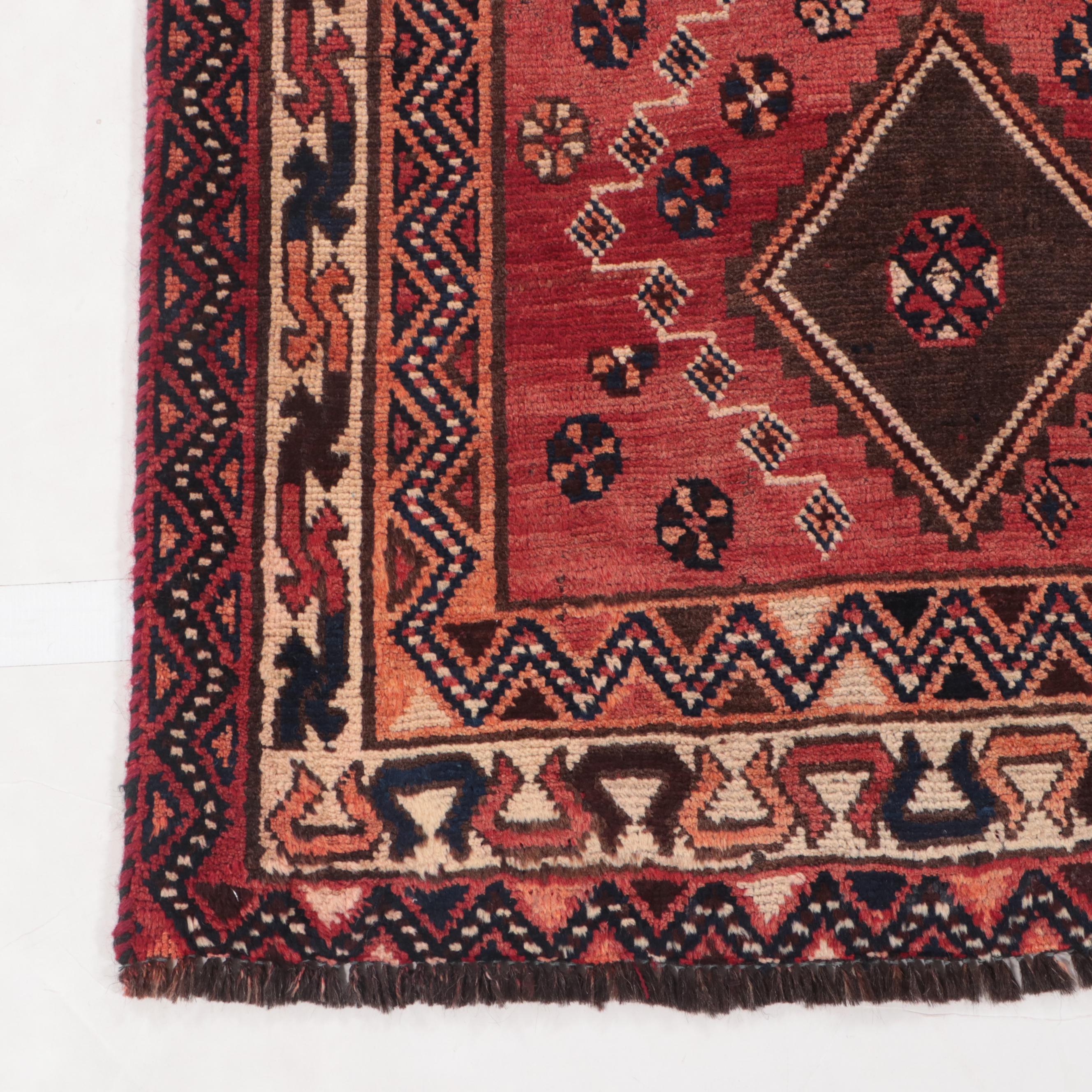 4'11 x 9'5 Hand-Knotted Persian Qashqai Area Rug