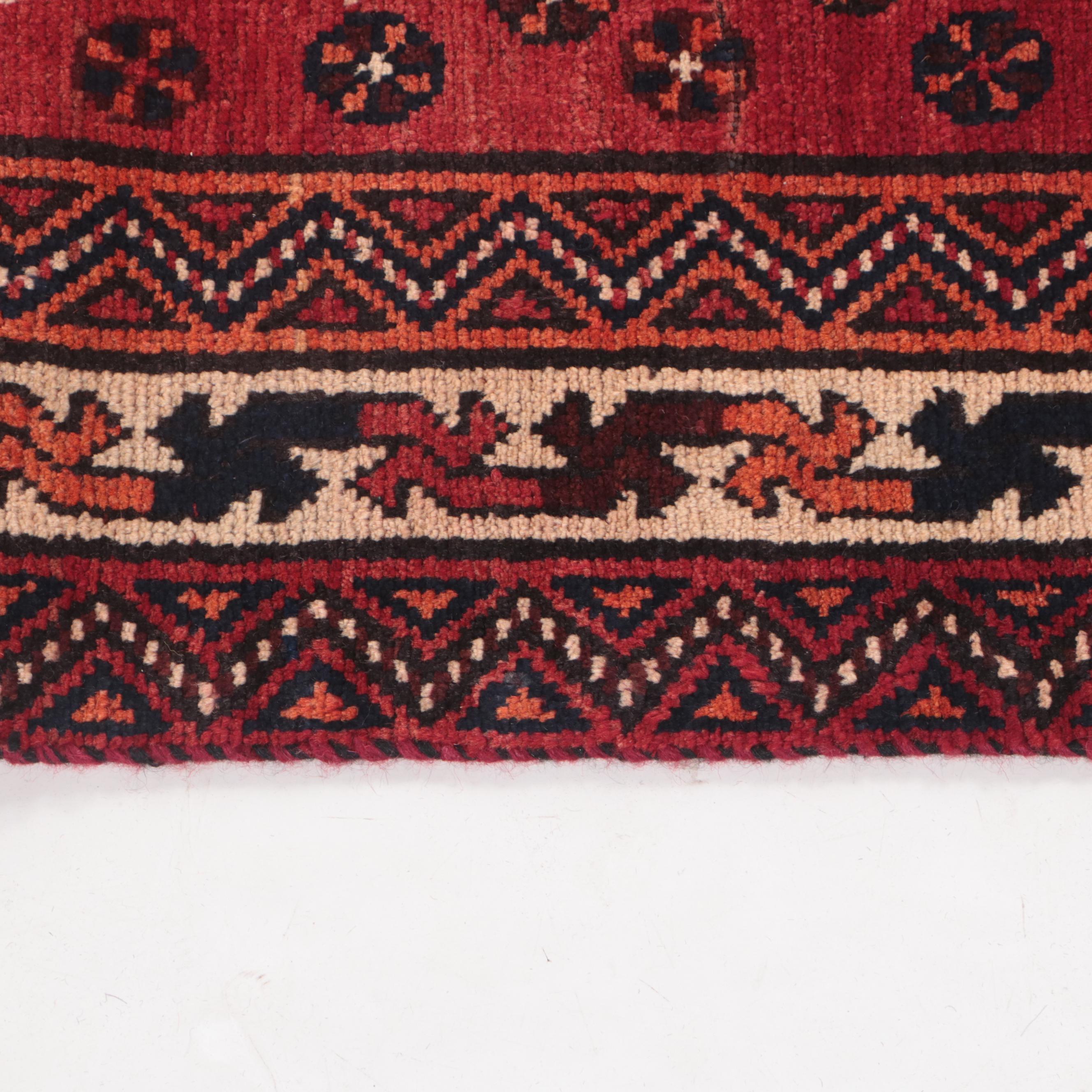 4'11 x 9'5 Hand-Knotted Persian Qashqai Area Rug