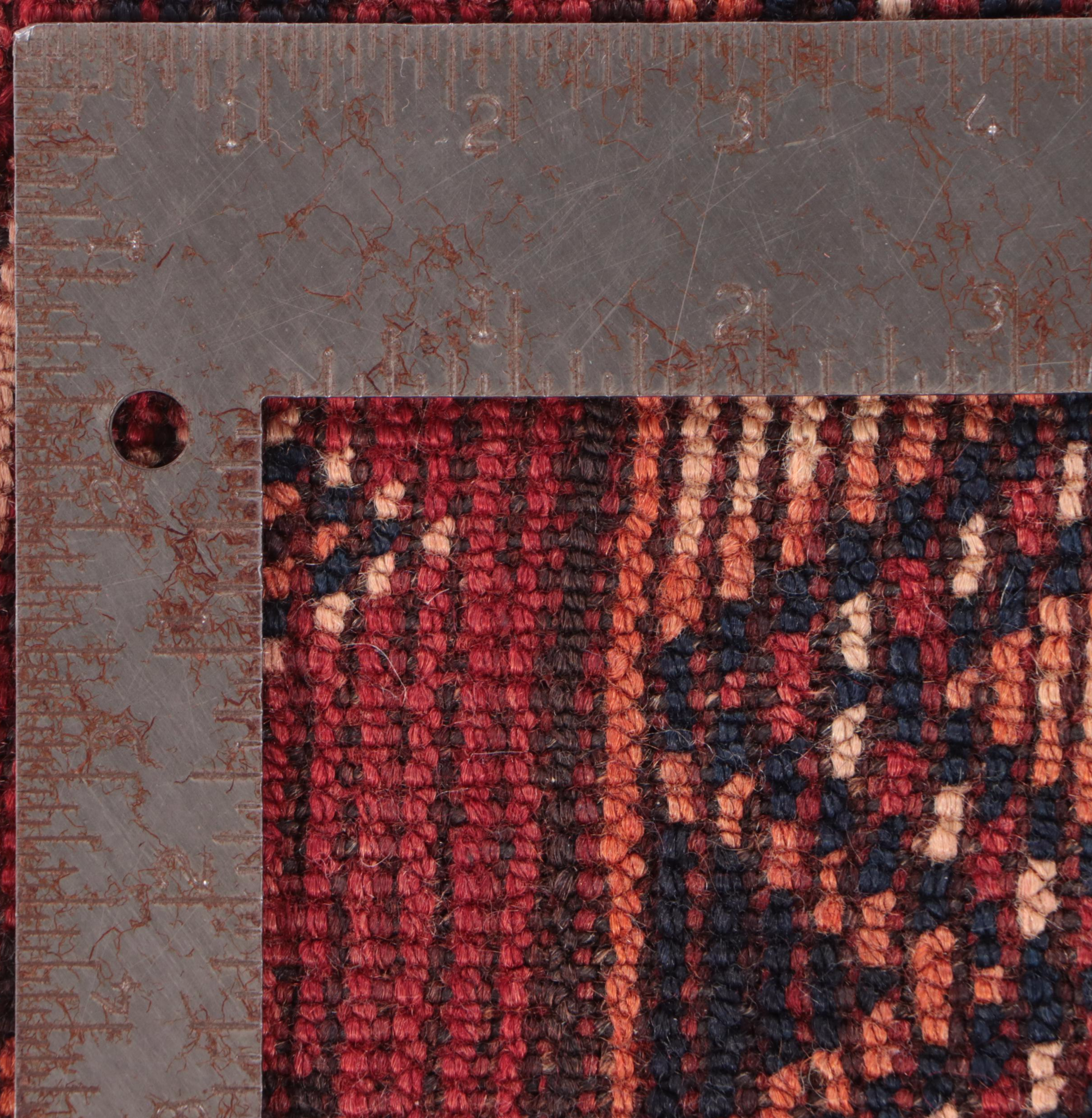 4'11 x 9'5 Hand-Knotted Persian Qashqai Area Rug