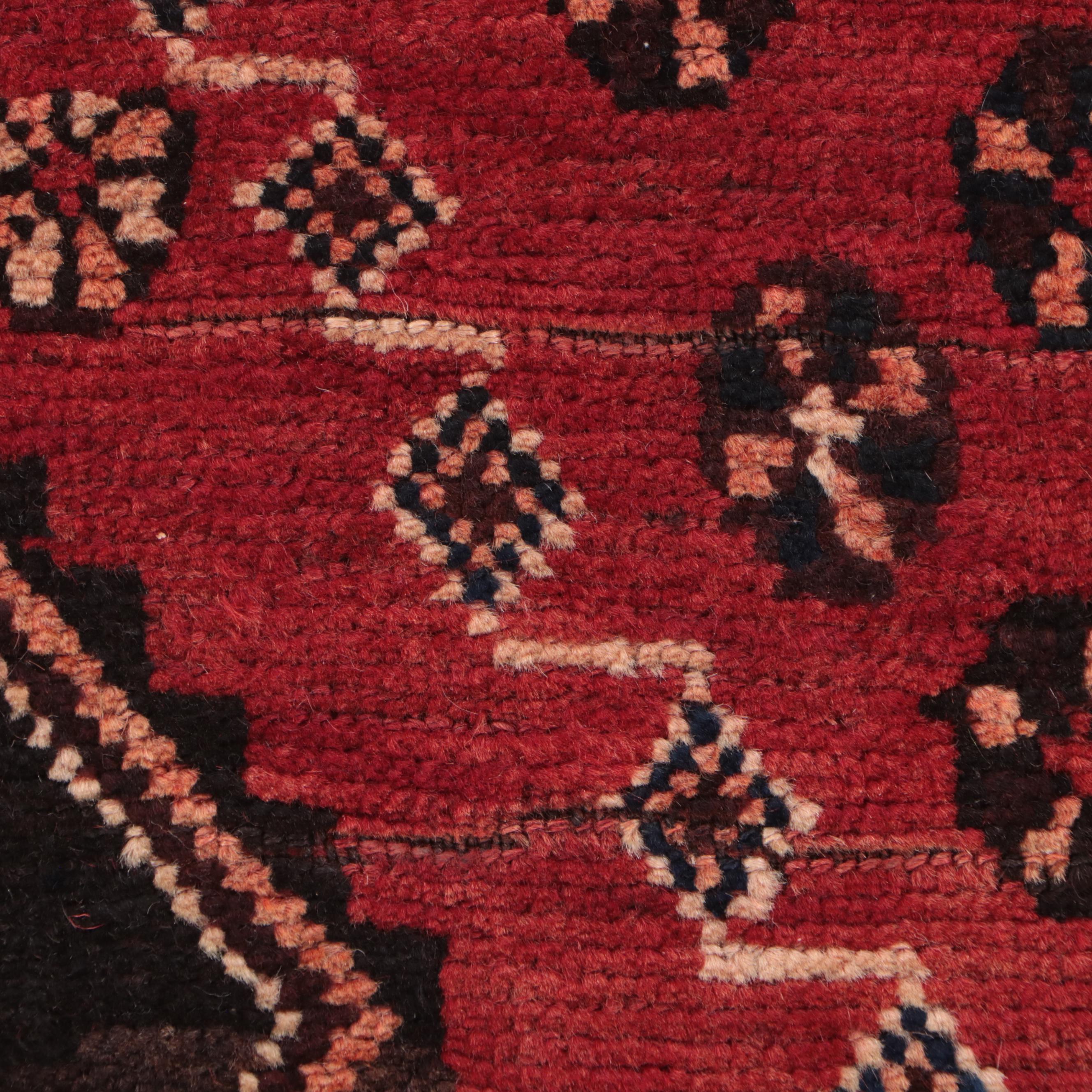 4'11 x 9'5 Hand-Knotted Persian Qashqai Area Rug