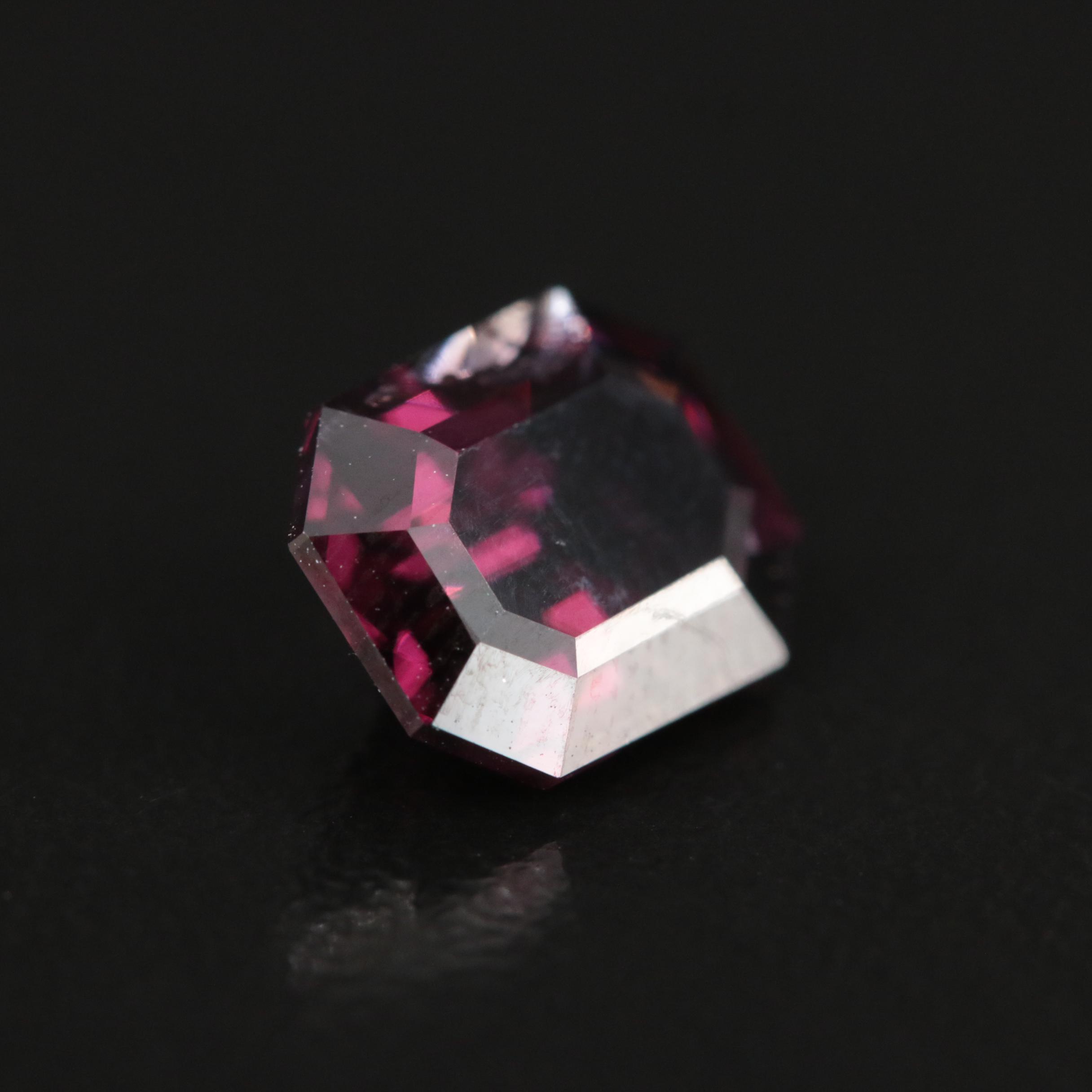 Loose 2.57 CT Spinel