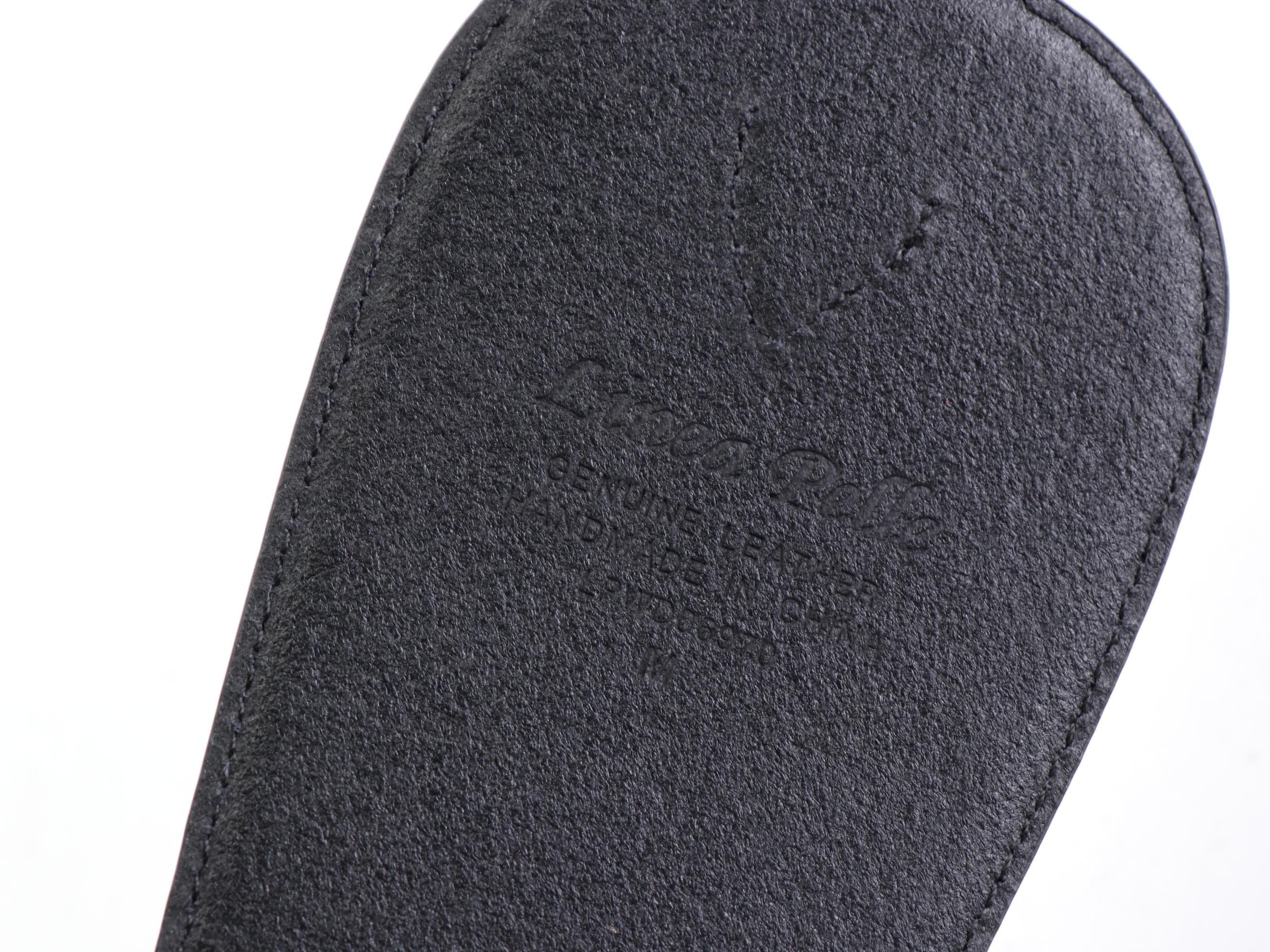 Oscar de la Renta and More Belts in Various Sizes