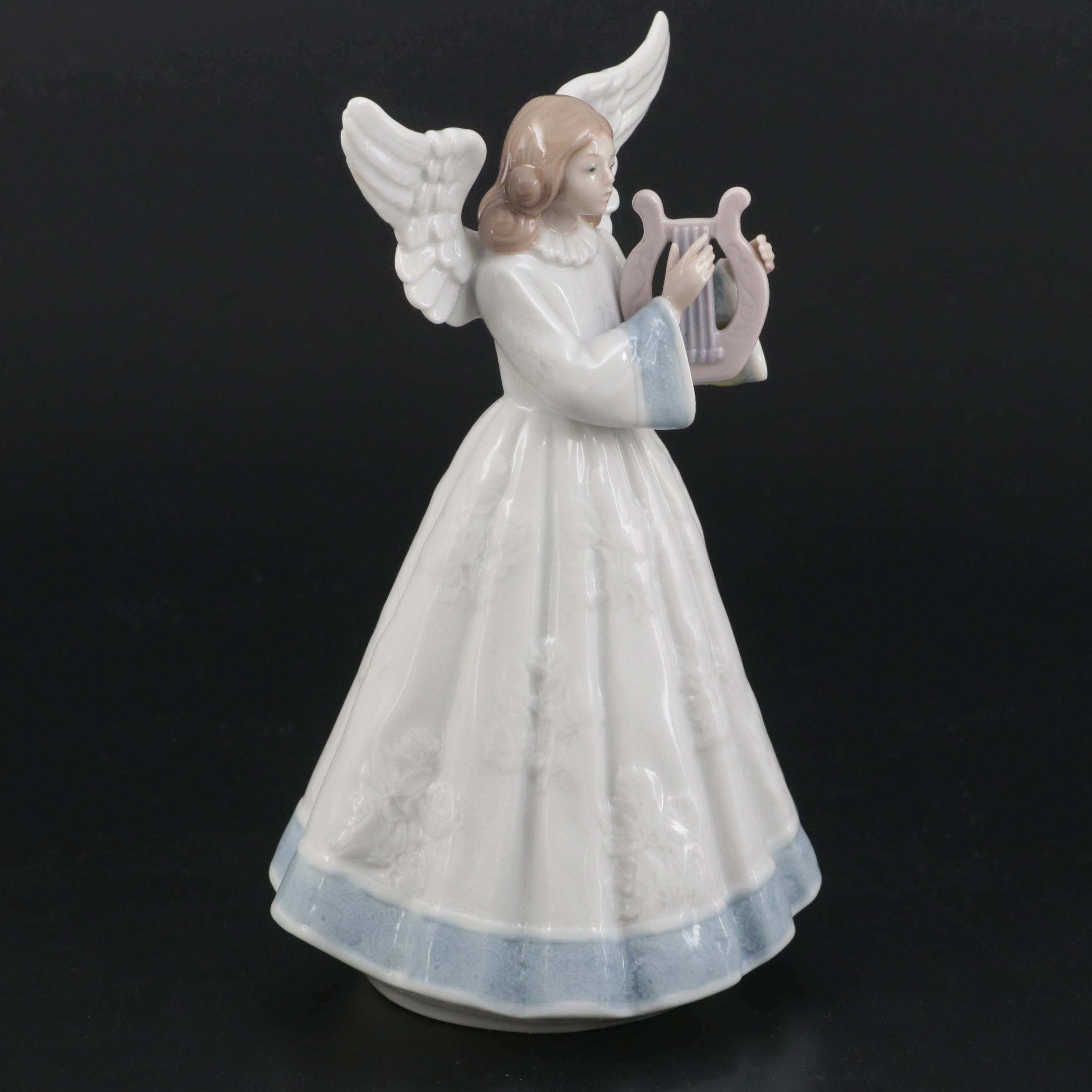 Lladró "Heavenly Harpist" Porcelain Figurine