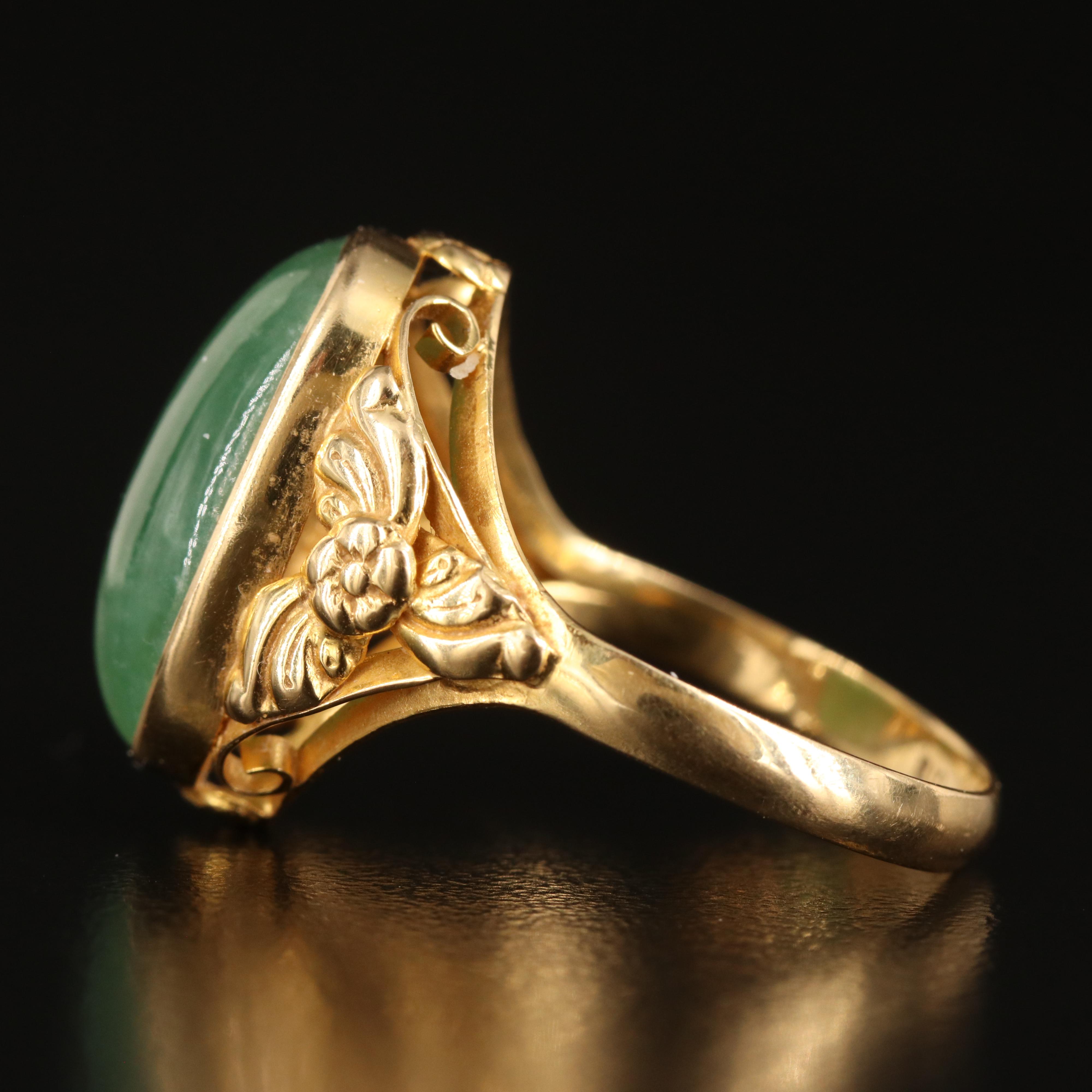 18K Jadeite Floral Ring