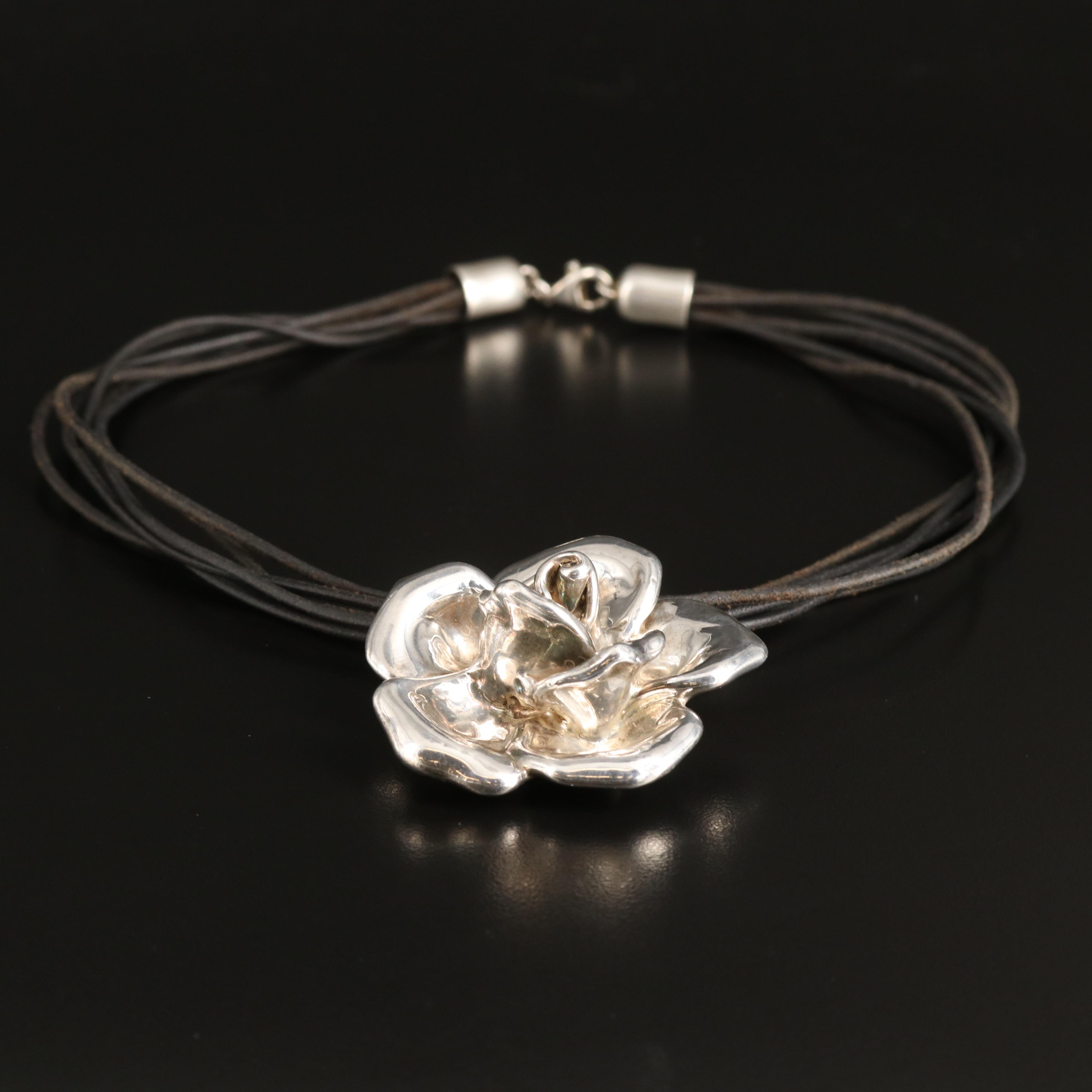 Bat Ami Sterling Flower Pendant Necklace