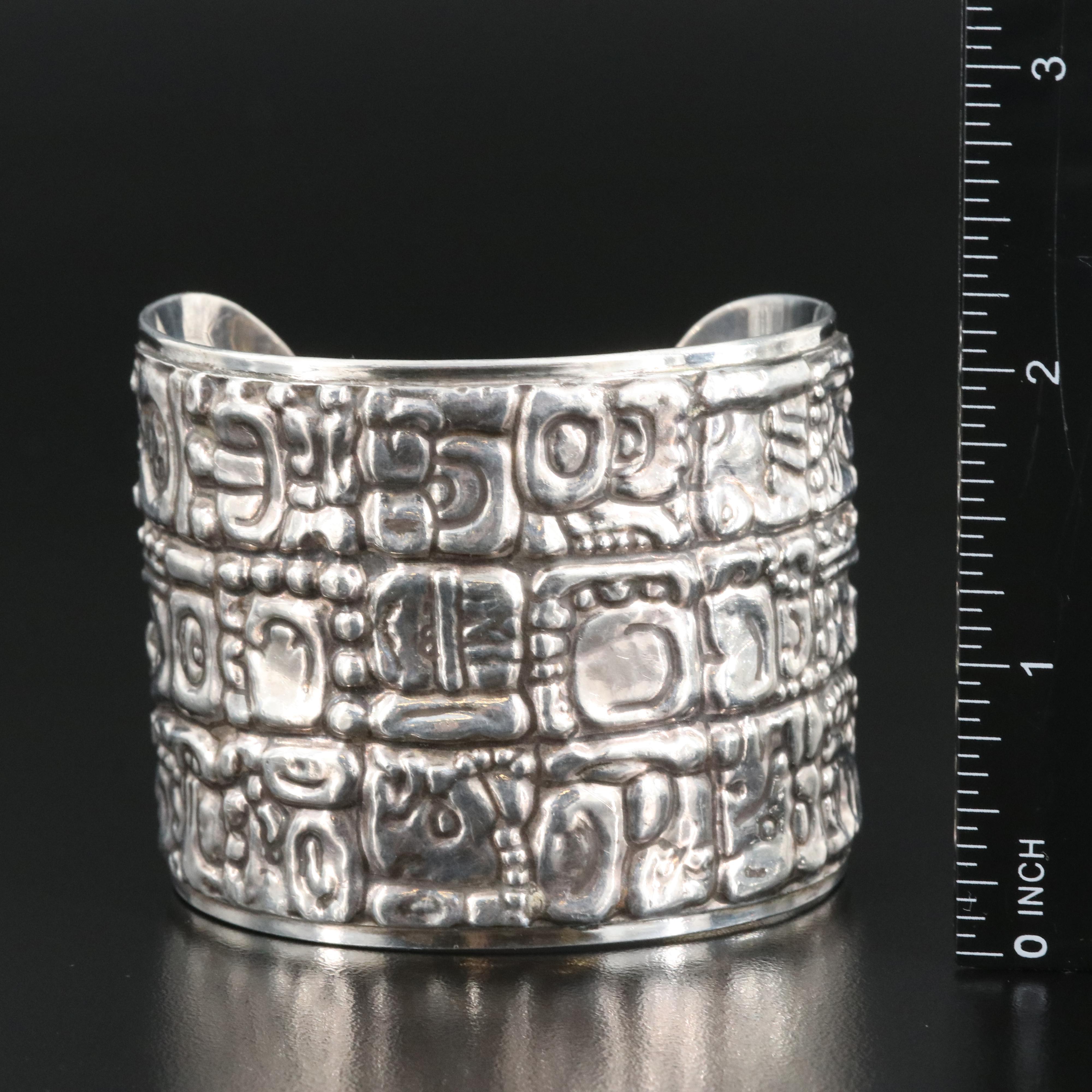 Casa de Oro Sterling Patterned Cuff