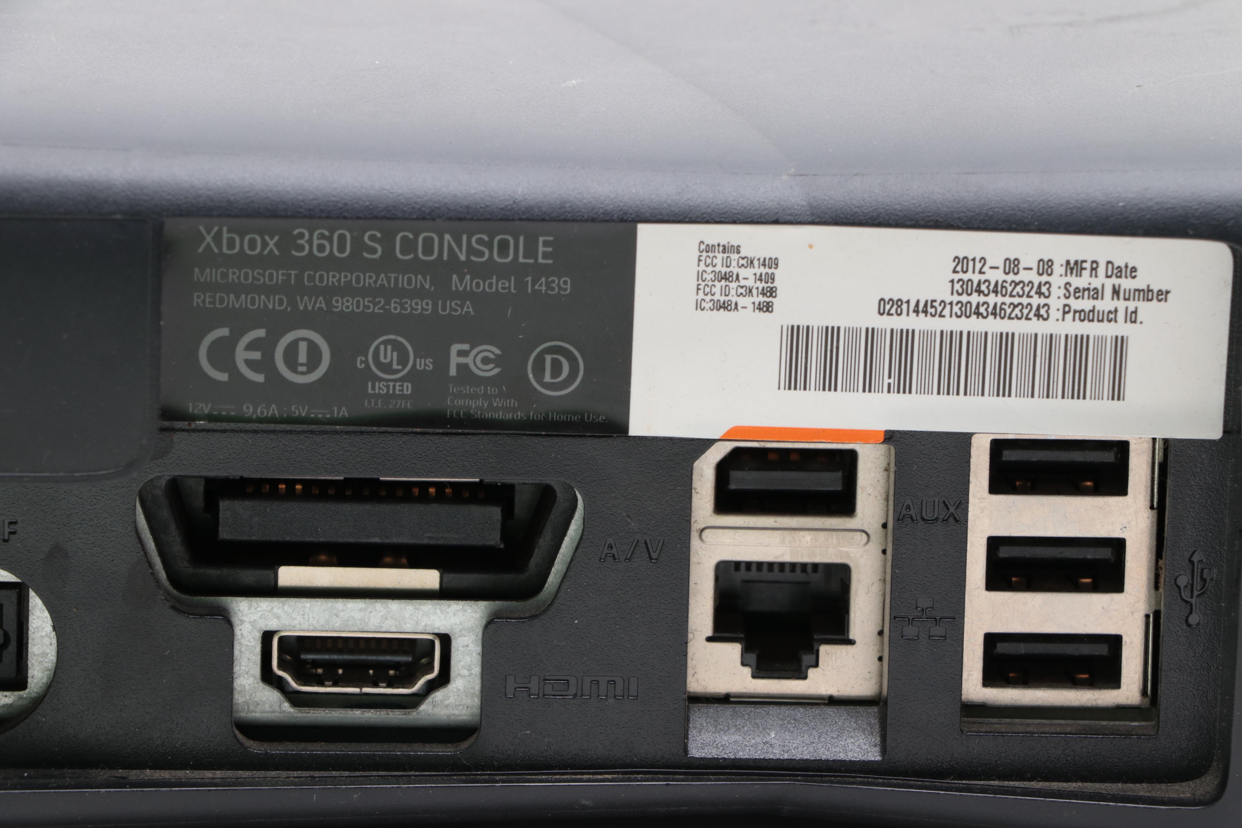 Microsoft XBOX 360 Video Game Console with Red Camo Controller and Kinect