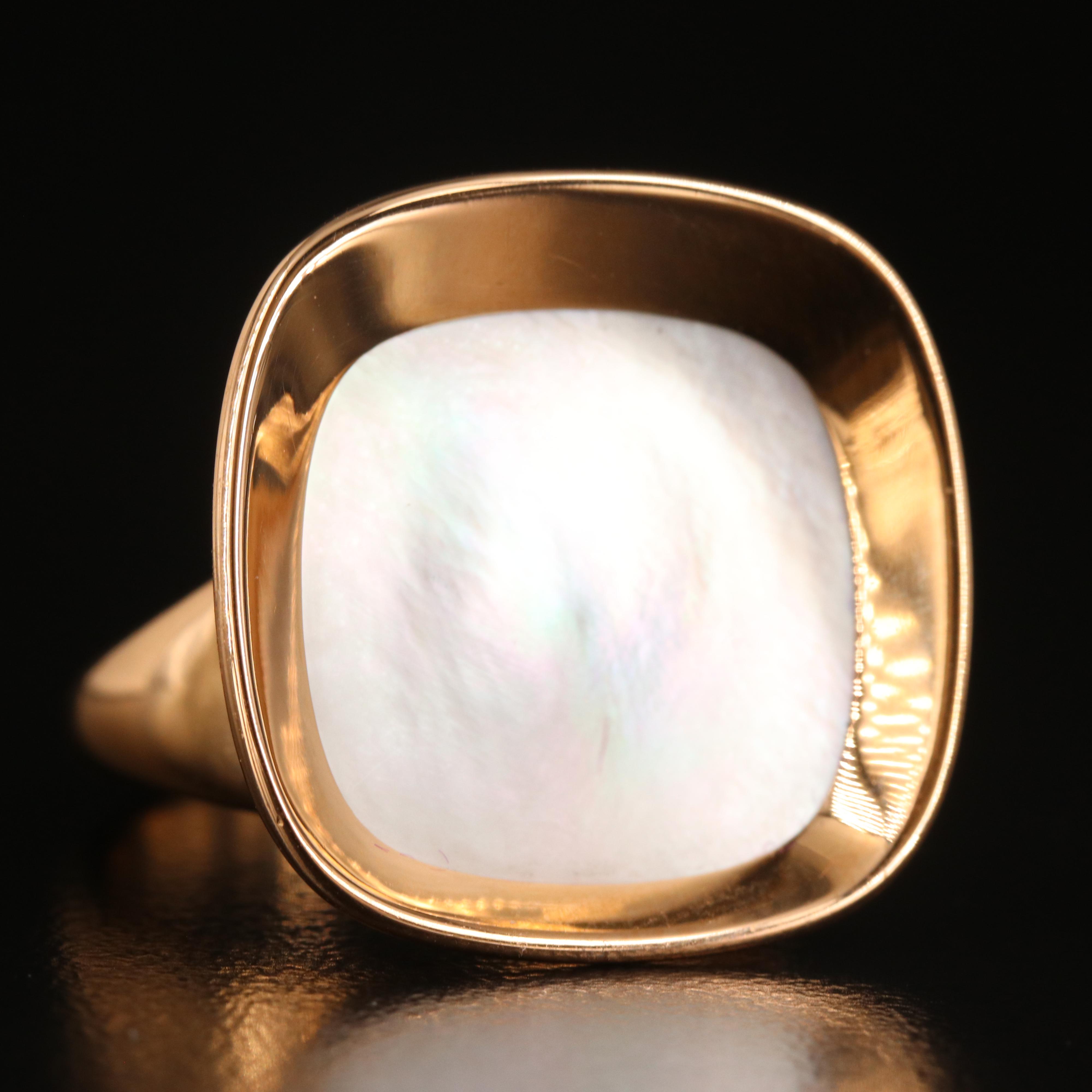 Roberto Coin "Carnaby Street" 18K Mother-of-Pearl Ring