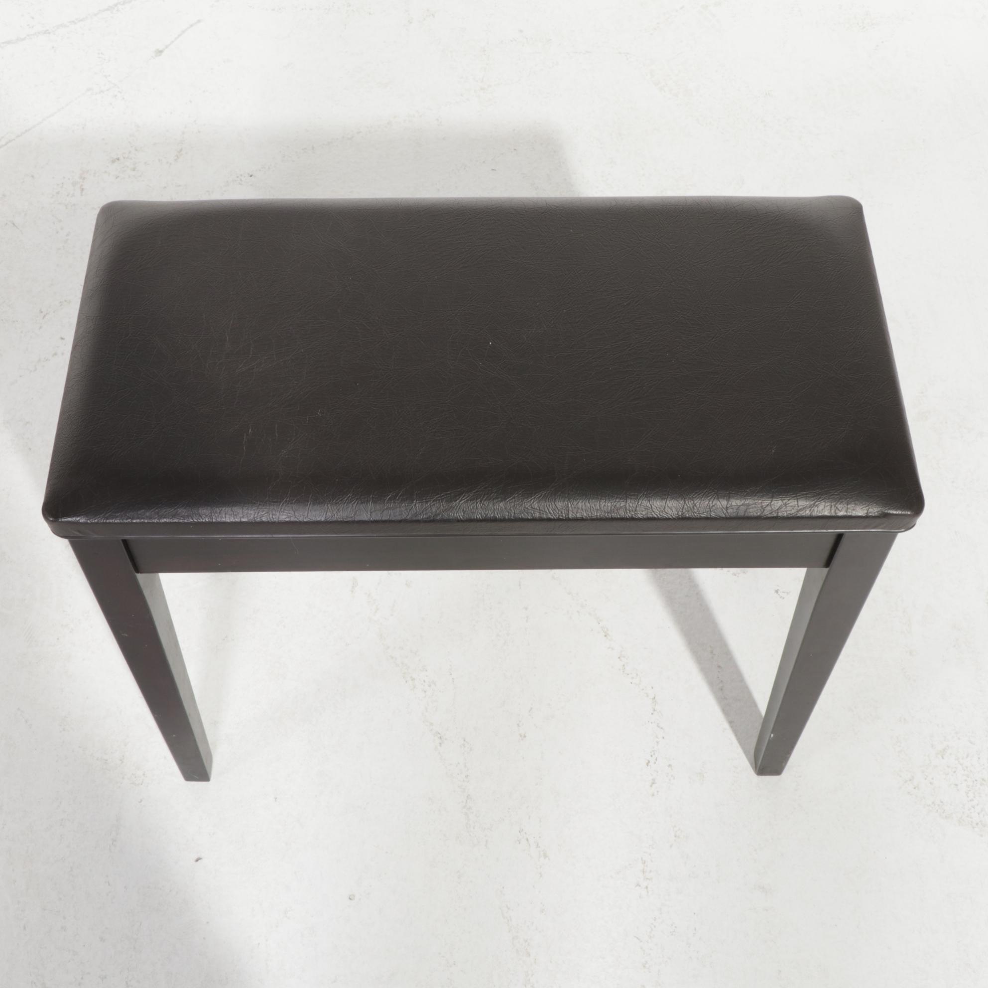 Yamaha Clavinova CLP-930 Digital Piano and Bench, 21st Century