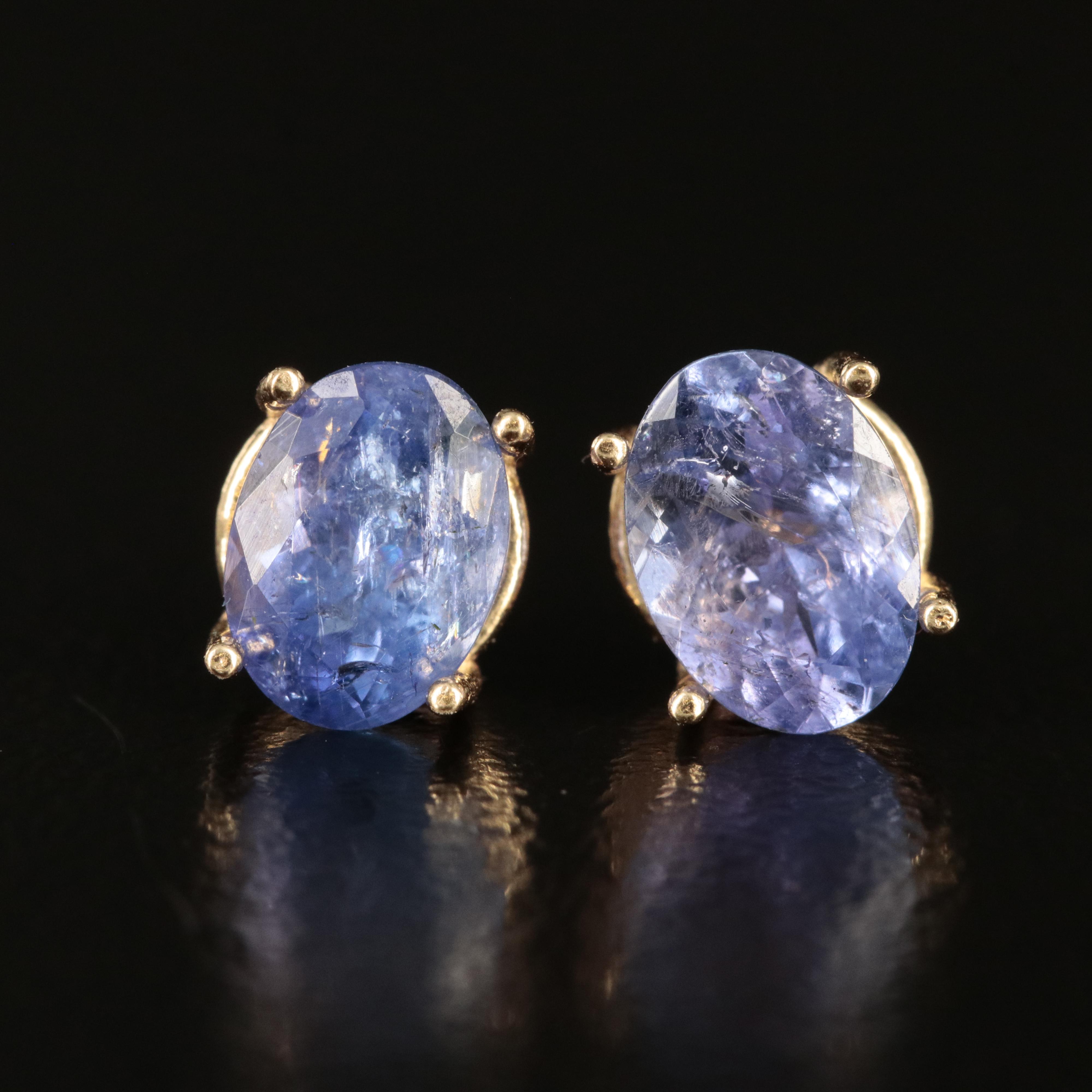18K Tanzanite Stud Earrings