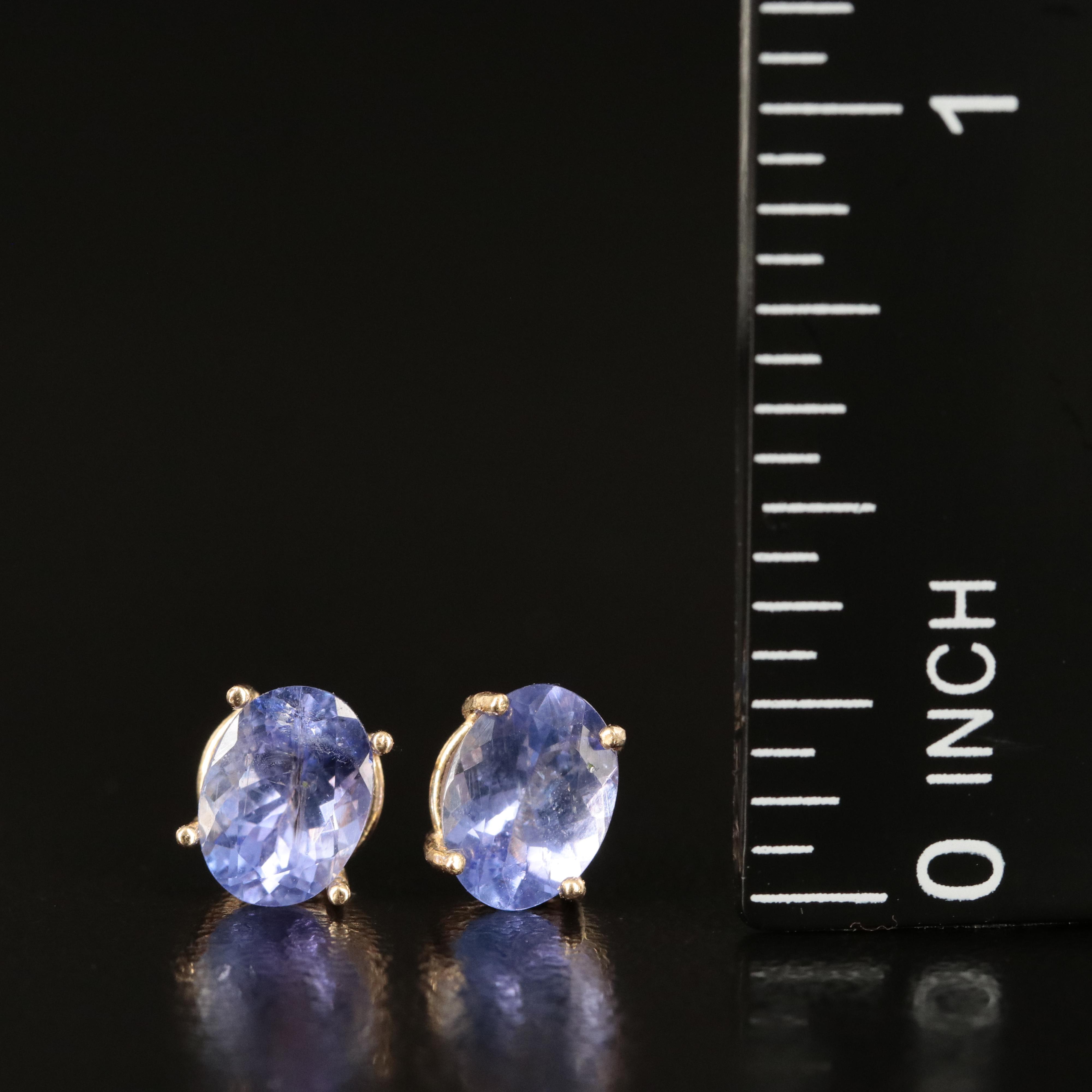 18K Tanzanite Stud Earrings