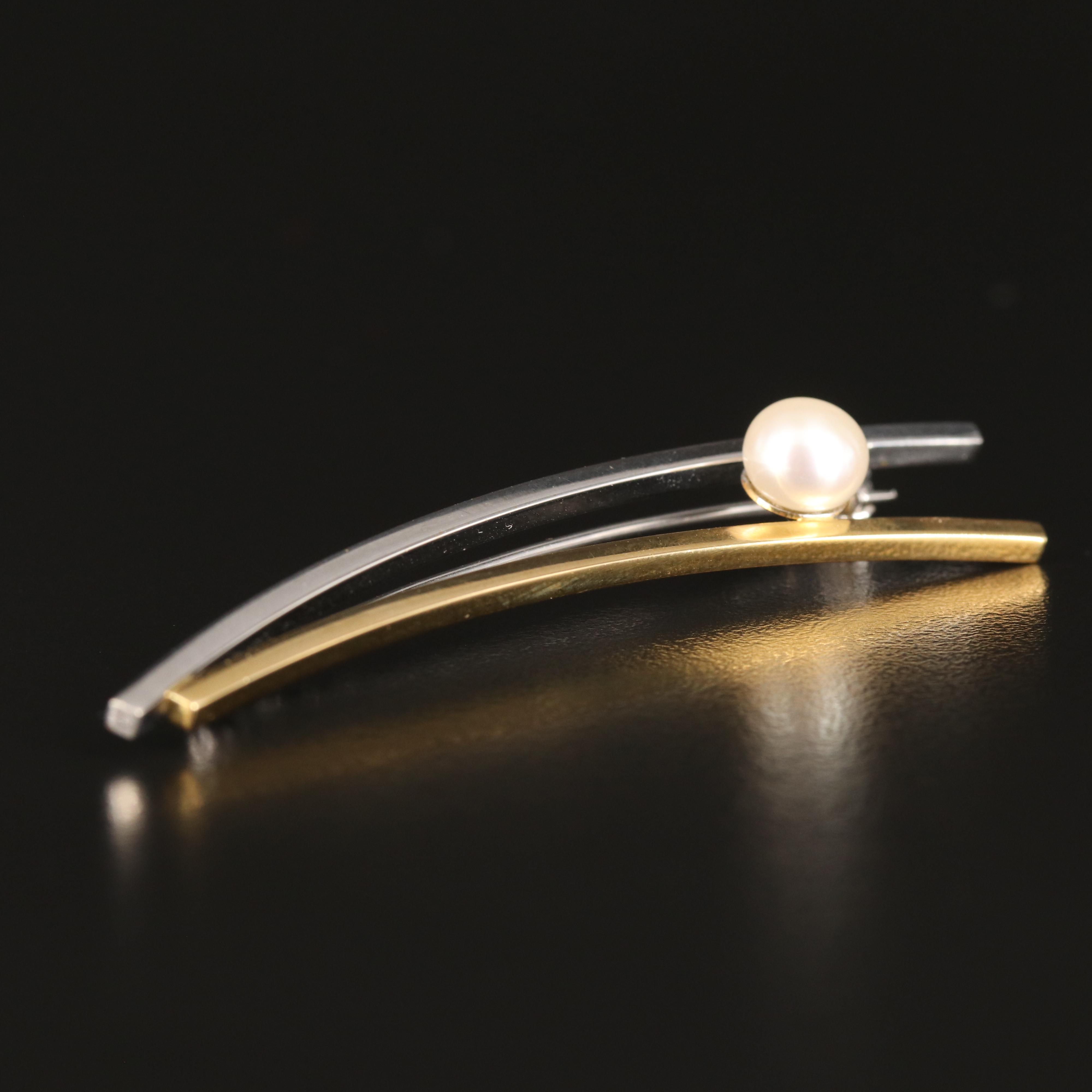 18K Pearl Brooch