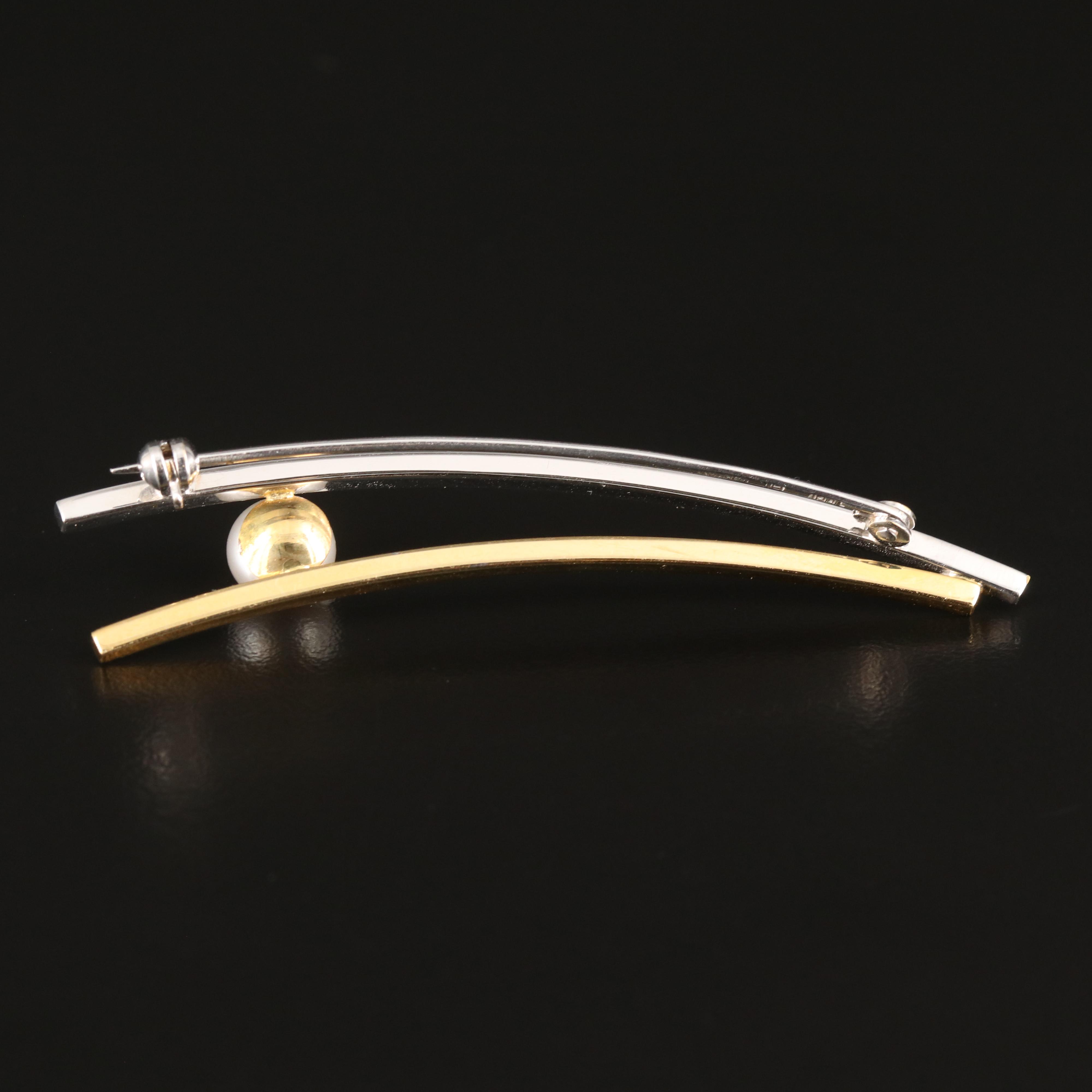 18K Pearl Brooch