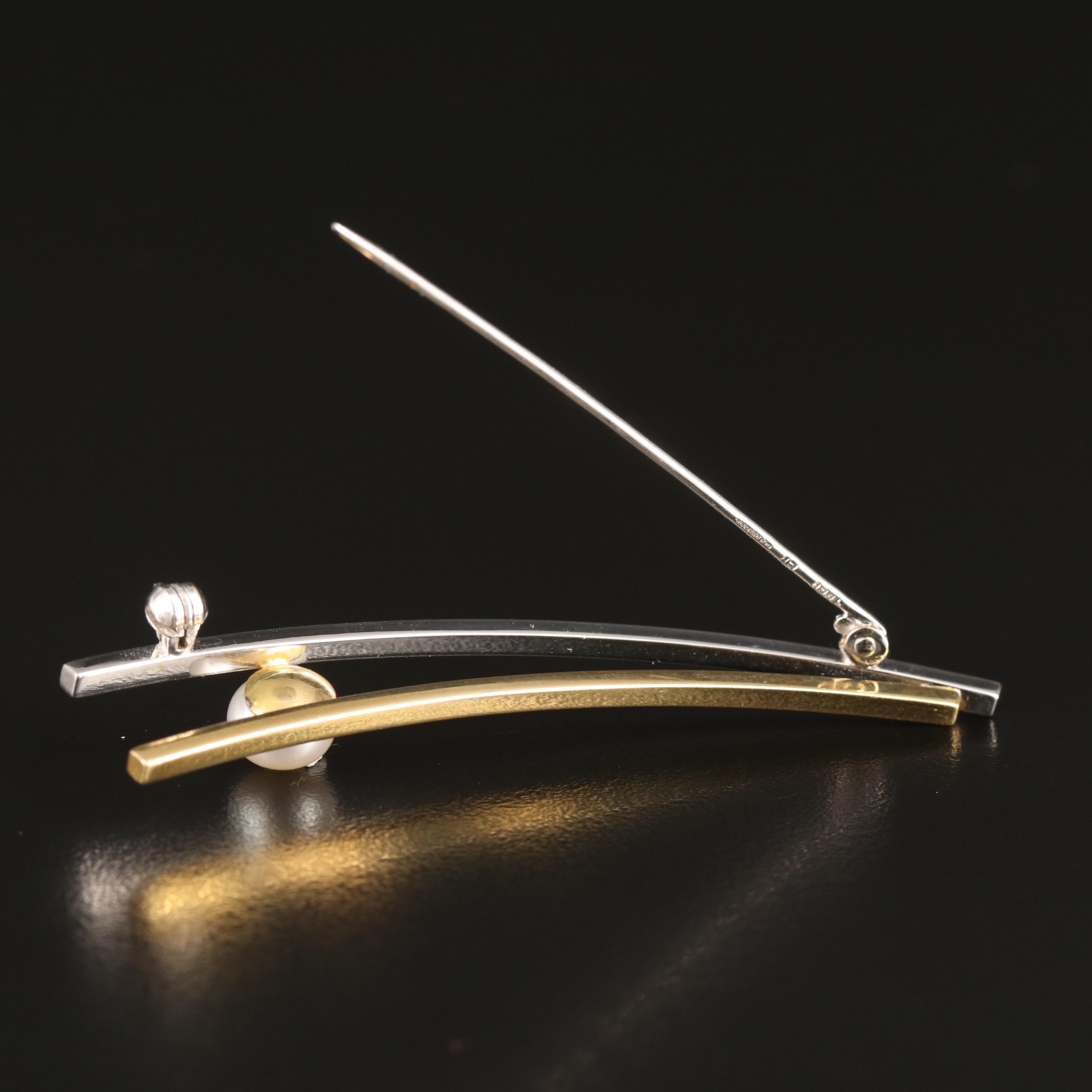 18K Pearl Brooch