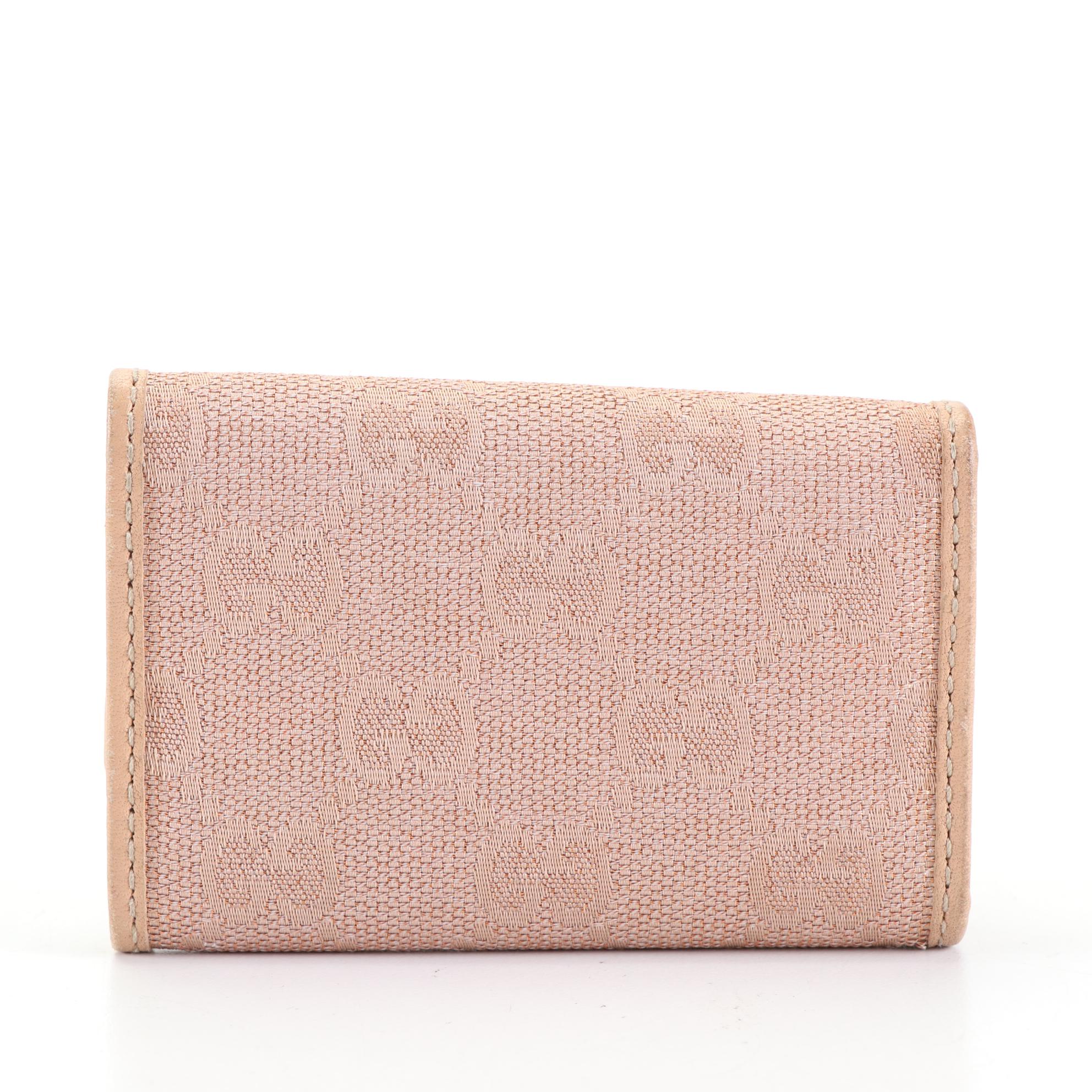 Gucci Heart 6-Ring Key Case in GG Metallic Canvas and Leather