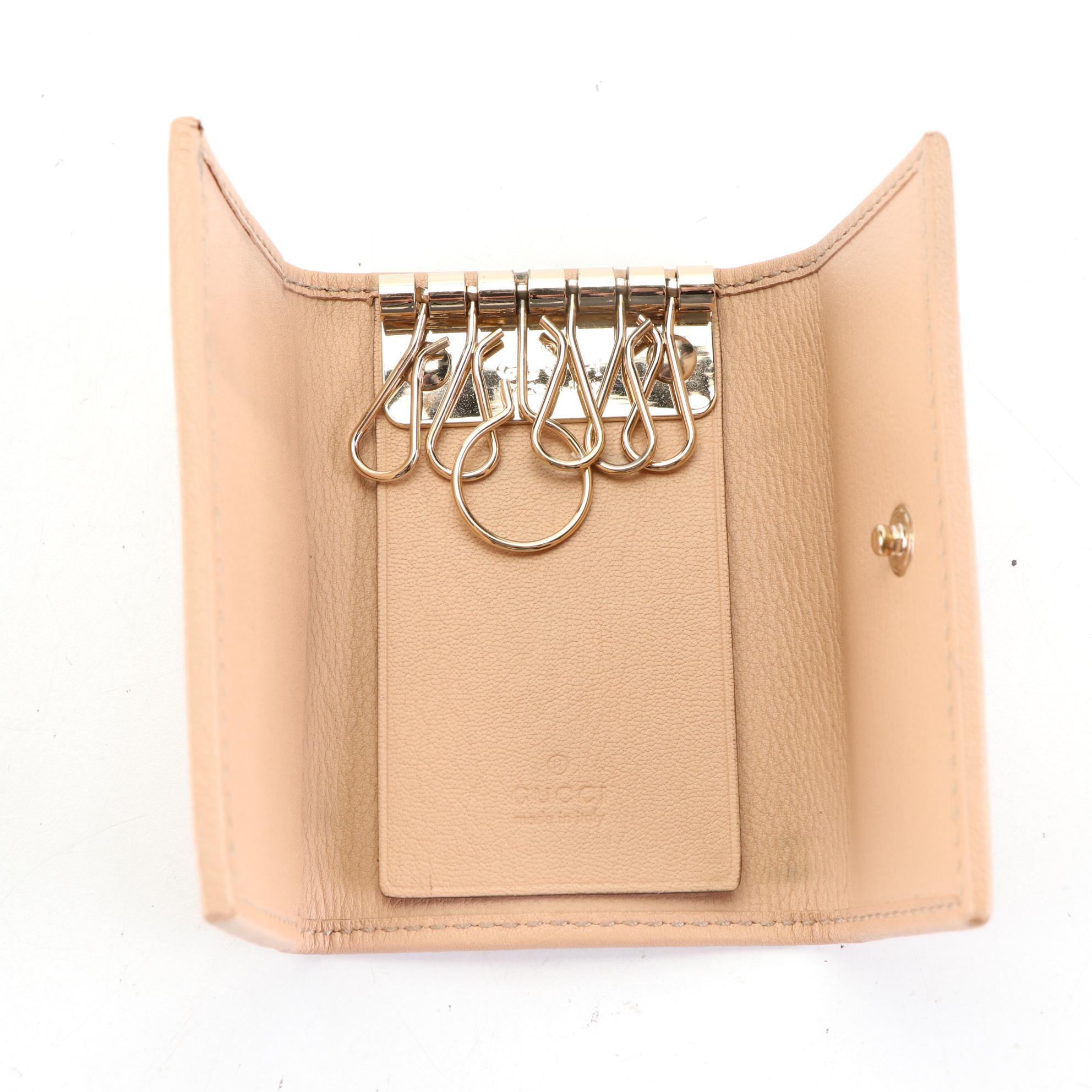 Gucci Heart 6-Ring Key Case in GG Metallic Canvas and Leather