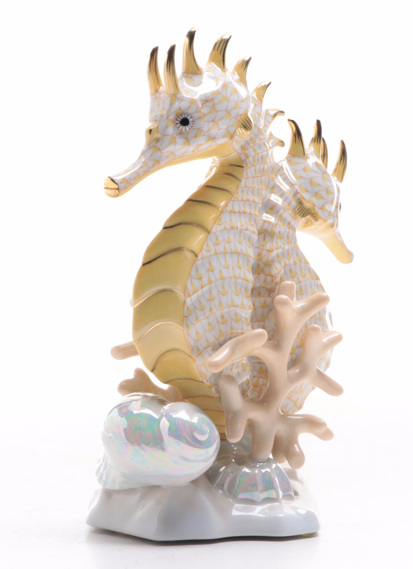 Herend Butterscotch Fishnet with Gold "Pair of Seahorses" Porcelain Figurine