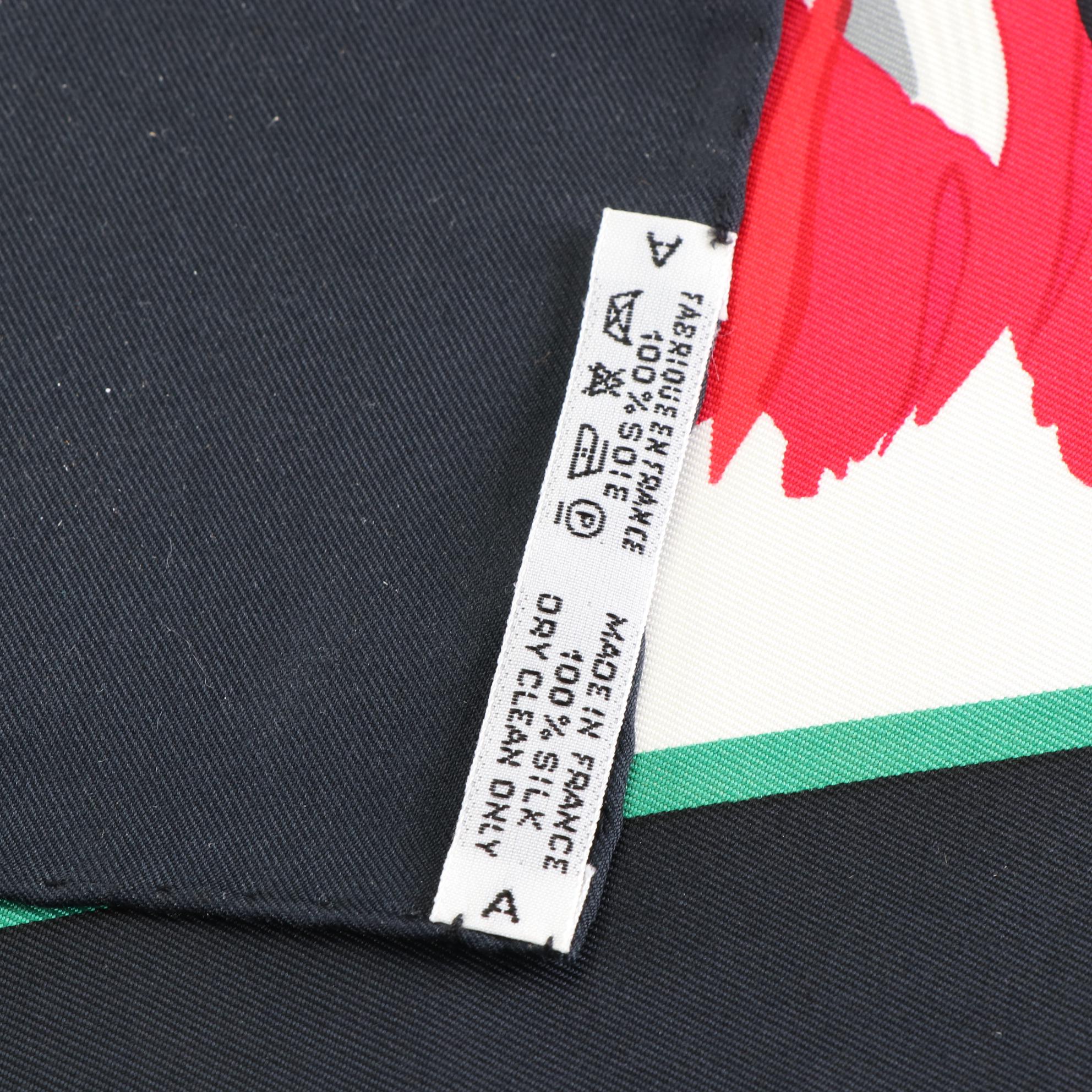 Hermès "Cols Verts" Scarf 90 in Silk Twill