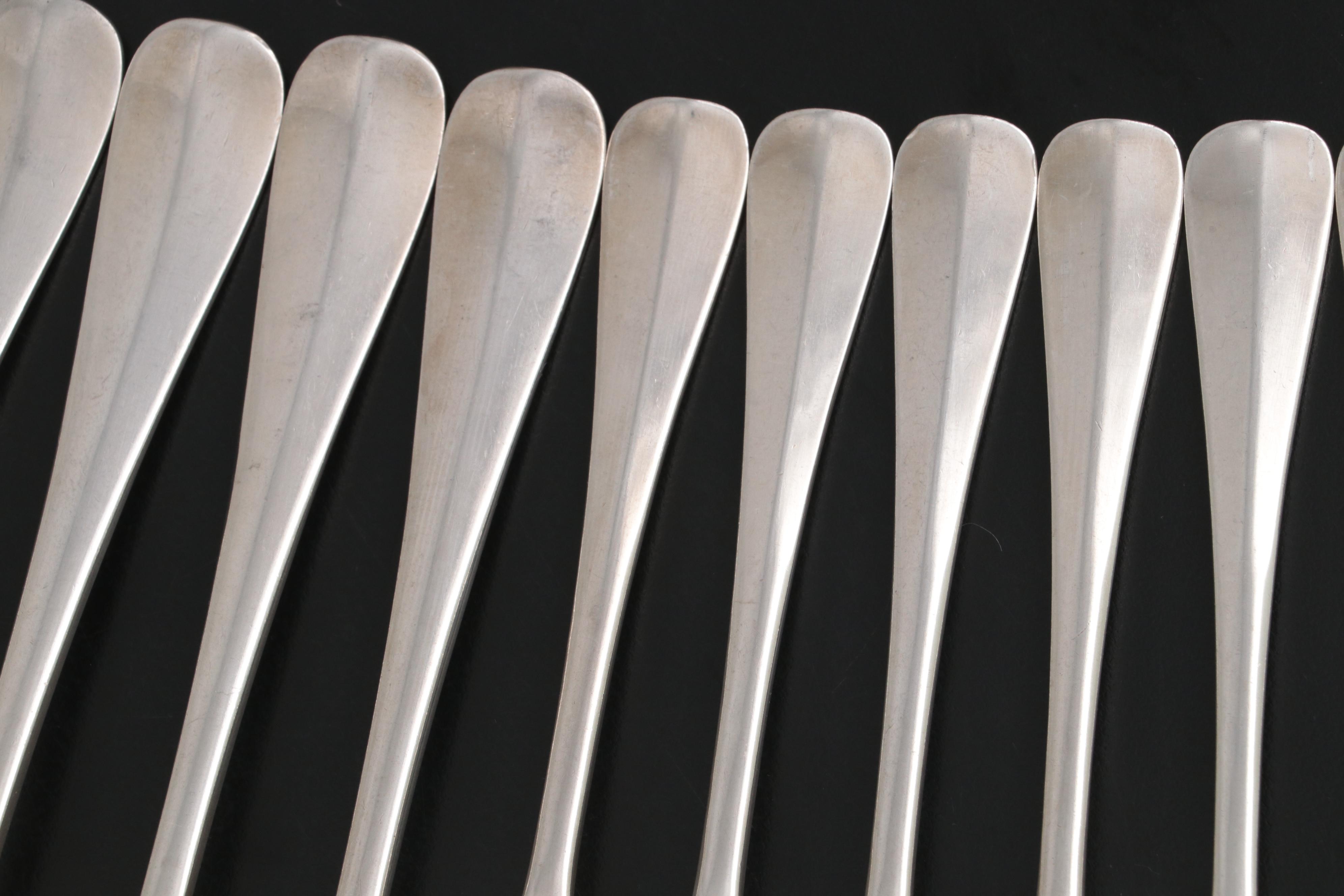 Kirk-Stieff "Williamsburg Queen Anne" Sterling Silver Dinner and Salad Forks