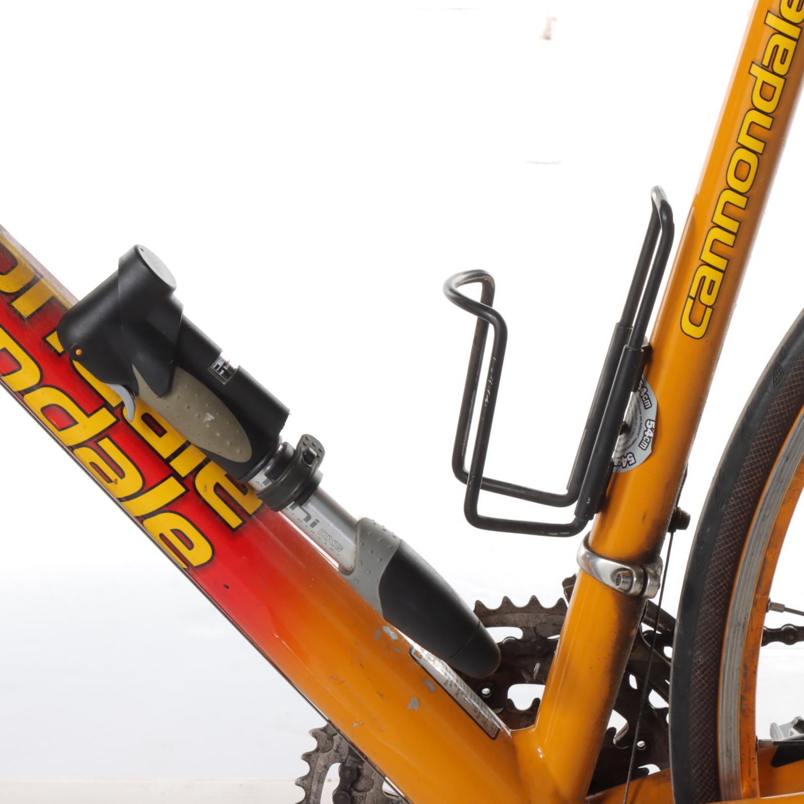 Cannondale R1000 Road Bike with Shimano SC-6500 Flight Deck Bike Computer