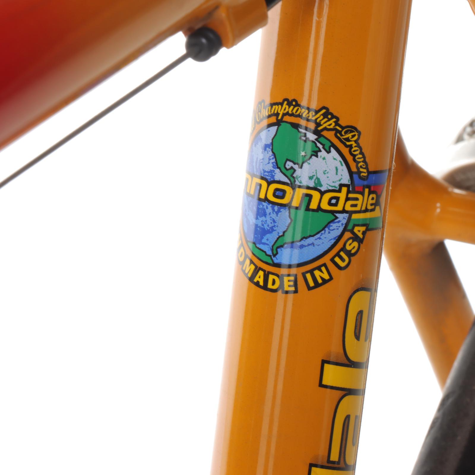 Cannondale R1000 Road Bike with Shimano SC-6500 Flight Deck Bike Computer