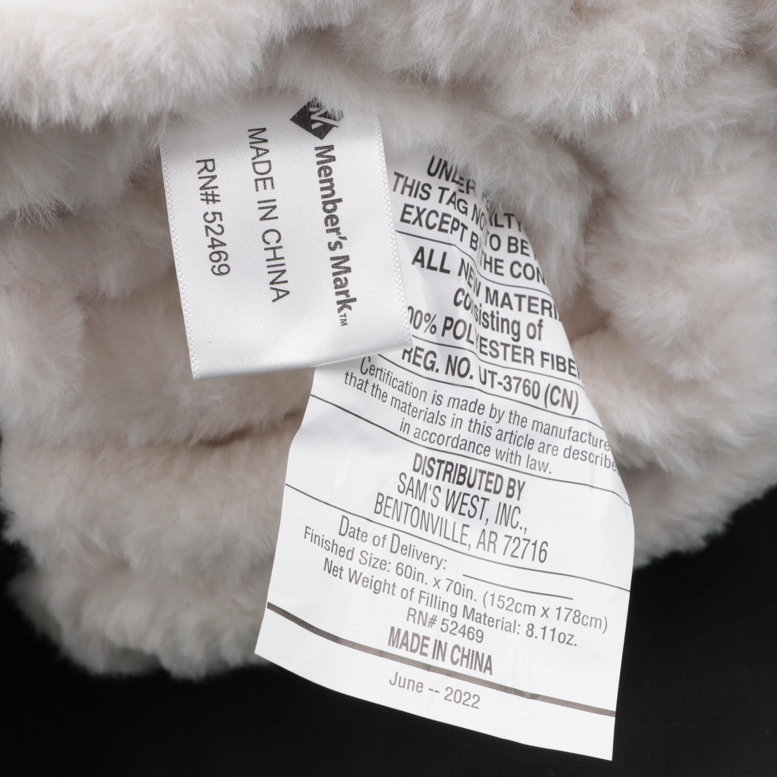 Member's Mark Hotel Premier Collection Luxury Throw in Ruched Cream