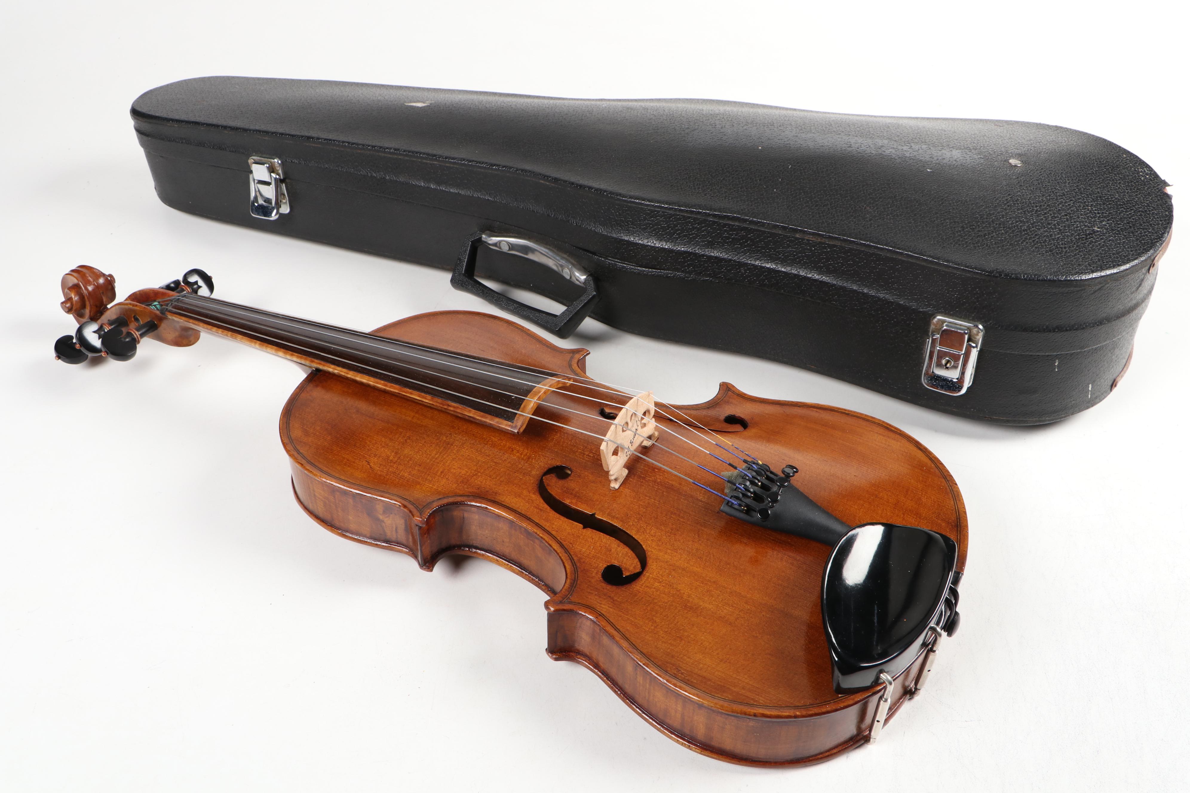 Neuner & Hornsteiner Mittenwald German Viola with Case, Late 19th Century