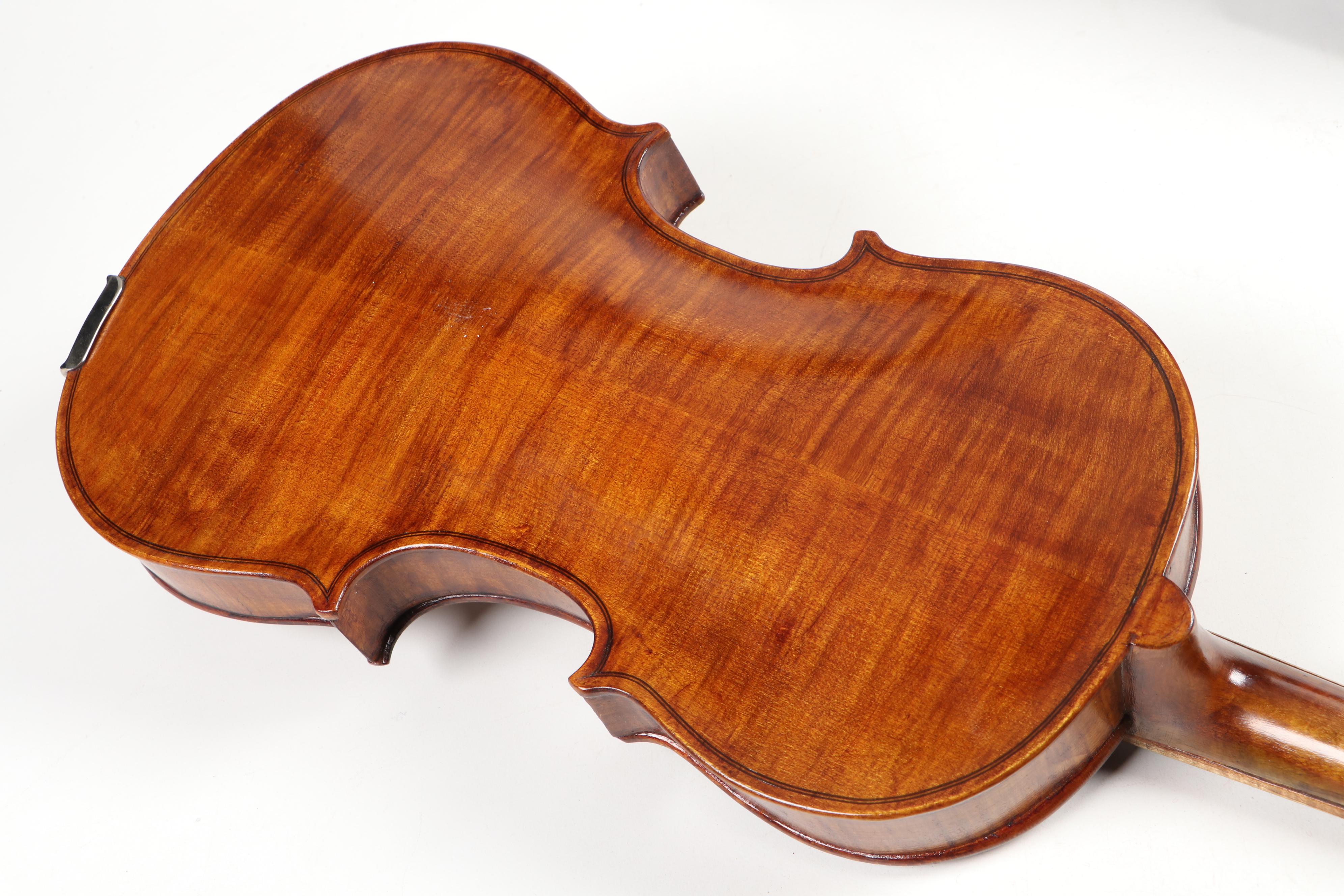 Neuner & Hornsteiner Mittenwald German Viola with Case, Late 19th Century