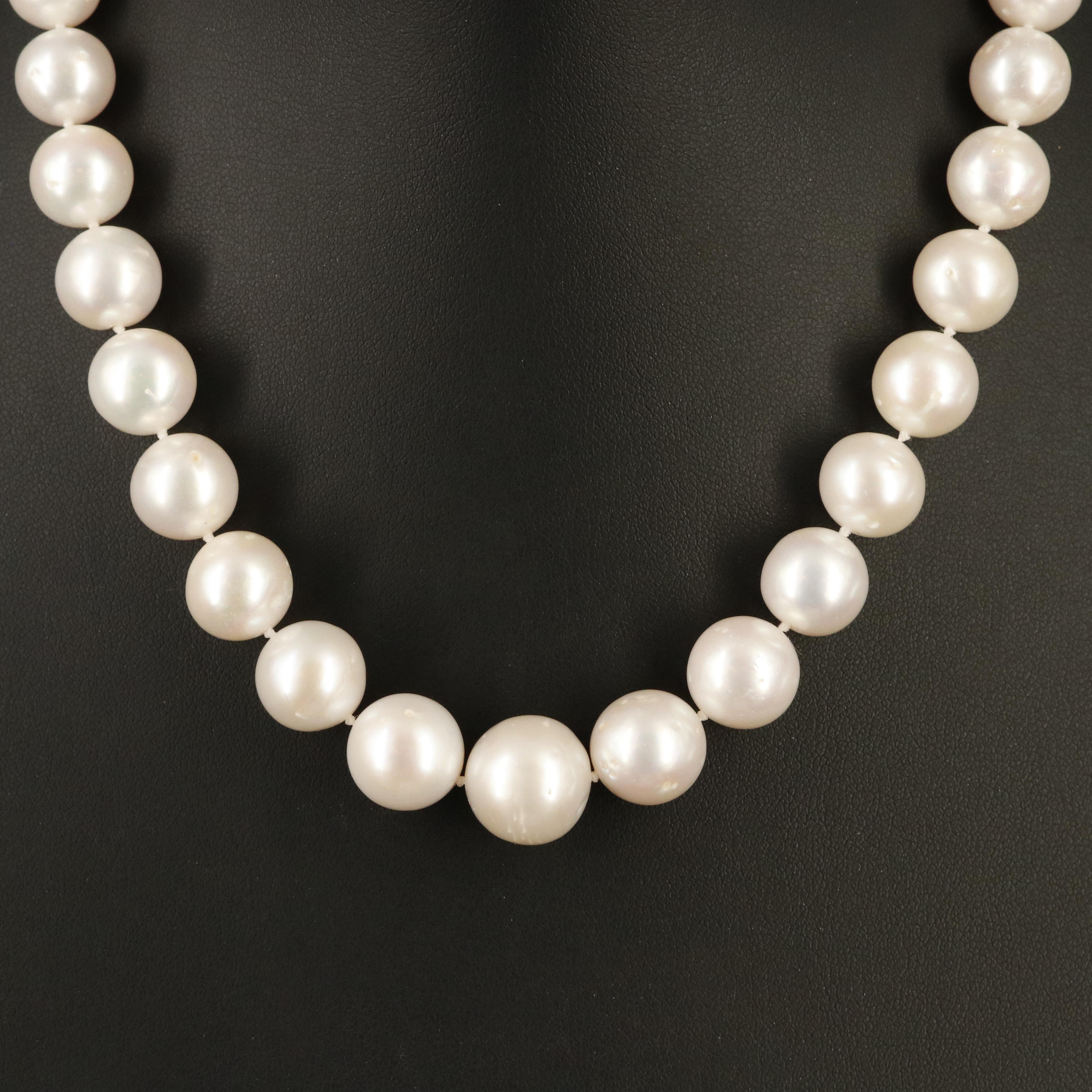 Pearl Necklace with 14K Clasp