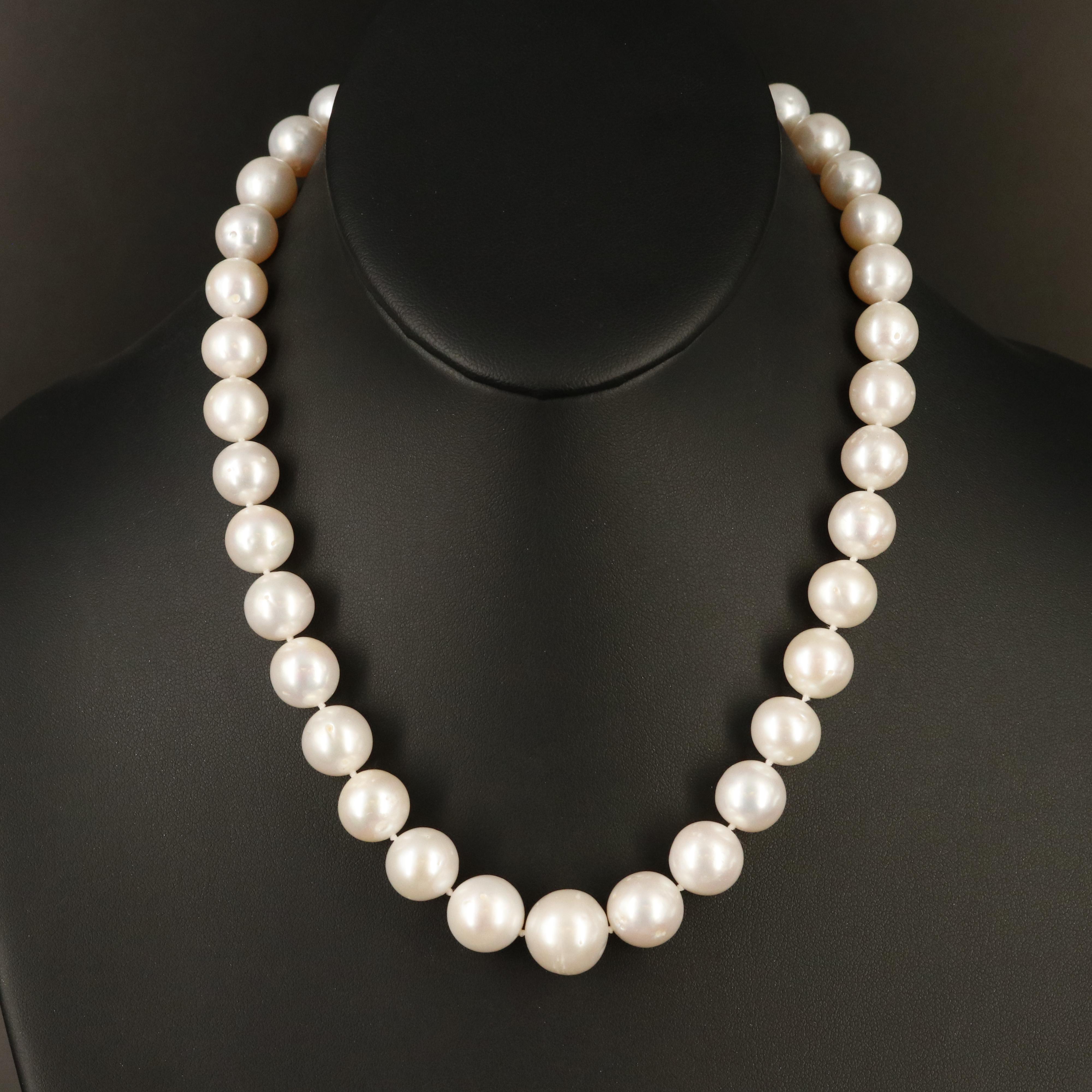 Pearl Necklace with 14K Clasp