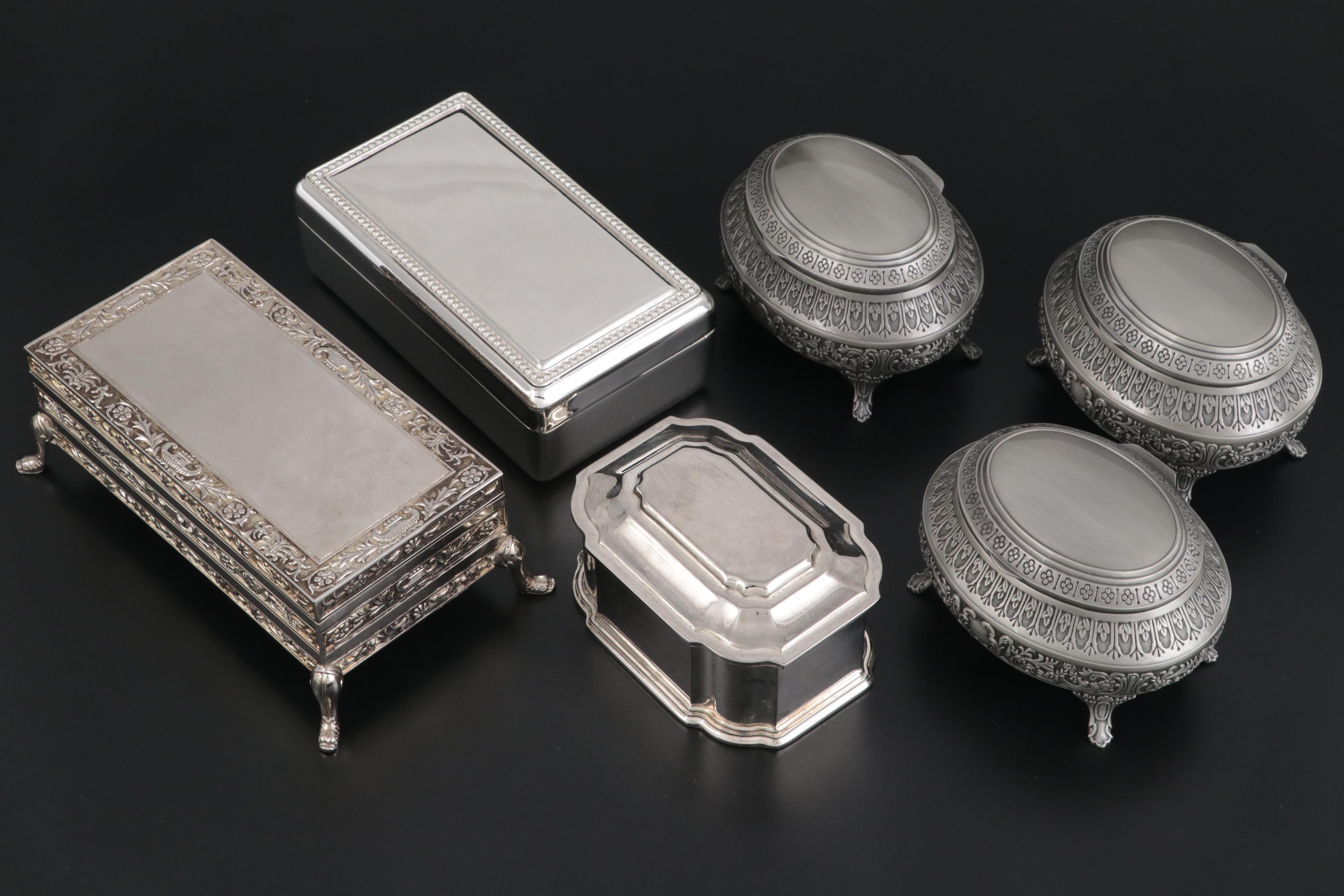 Velvet Lined Jewelry Boxes