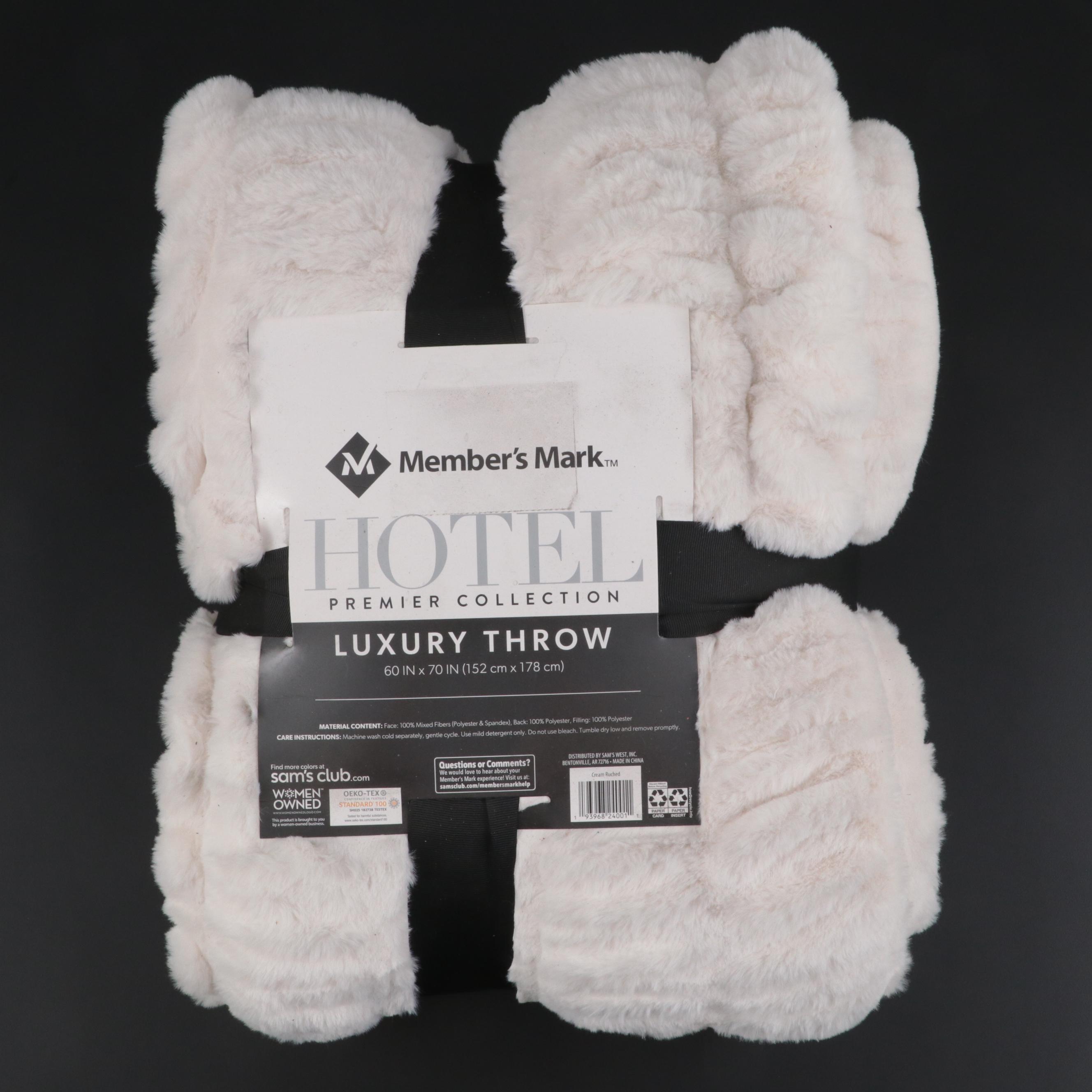 Member's Mark Hotel Premier Collection Luxury Throw in Ruched Cream