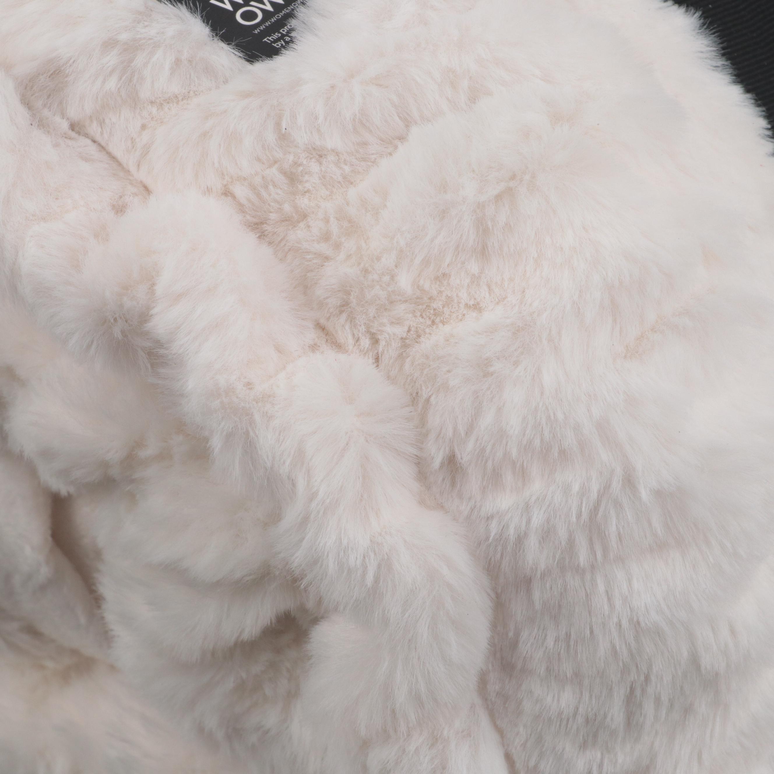 Member's Mark Hotel Premier Collection Luxury Throw in Ruched Cream